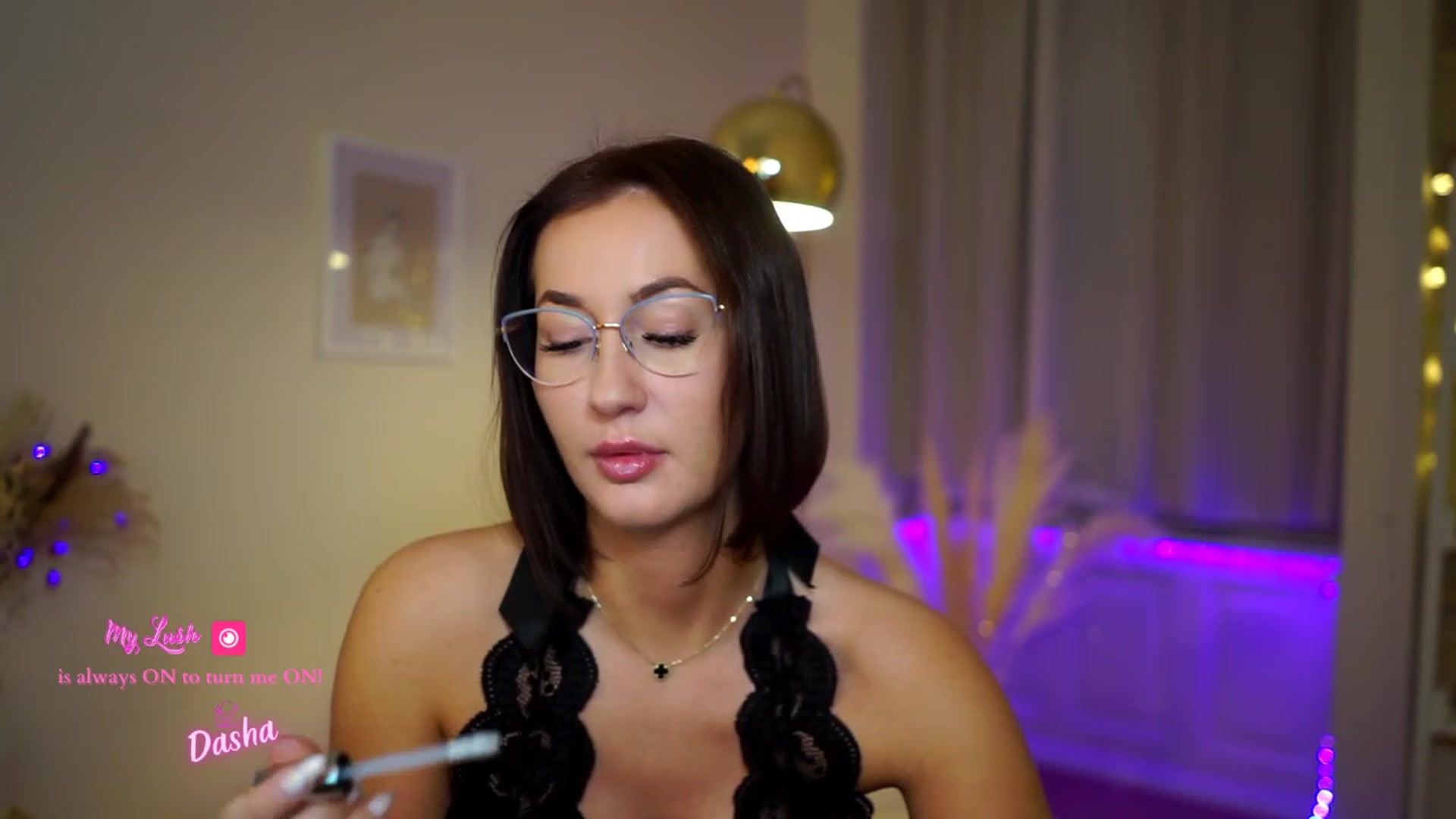 Gallery image thumbnail from Queen_Dasha's myfreecams stream on, 12/07/2022, 19:23 image 3 of 20