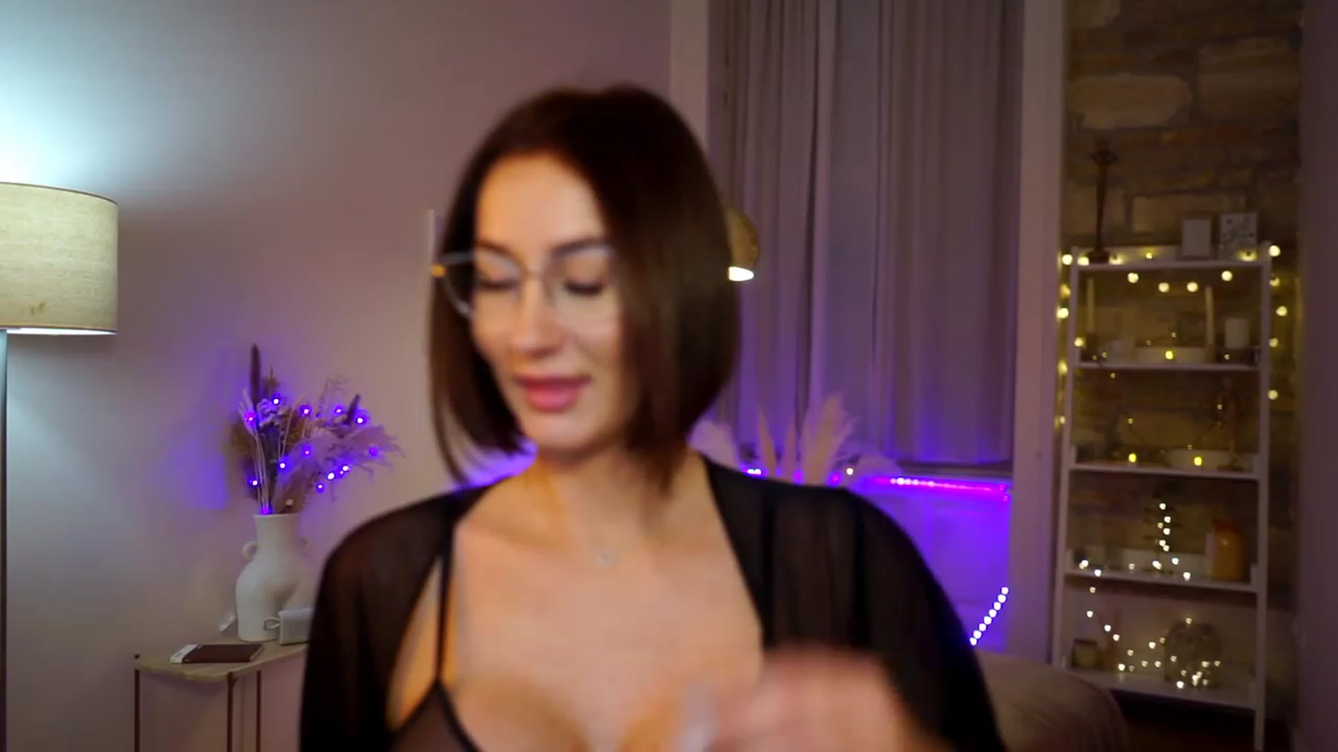Gallery image thumbnail from Queen_Dasha's myfreecams stream on, 12/15/2022, 17:03 image 19 of 20