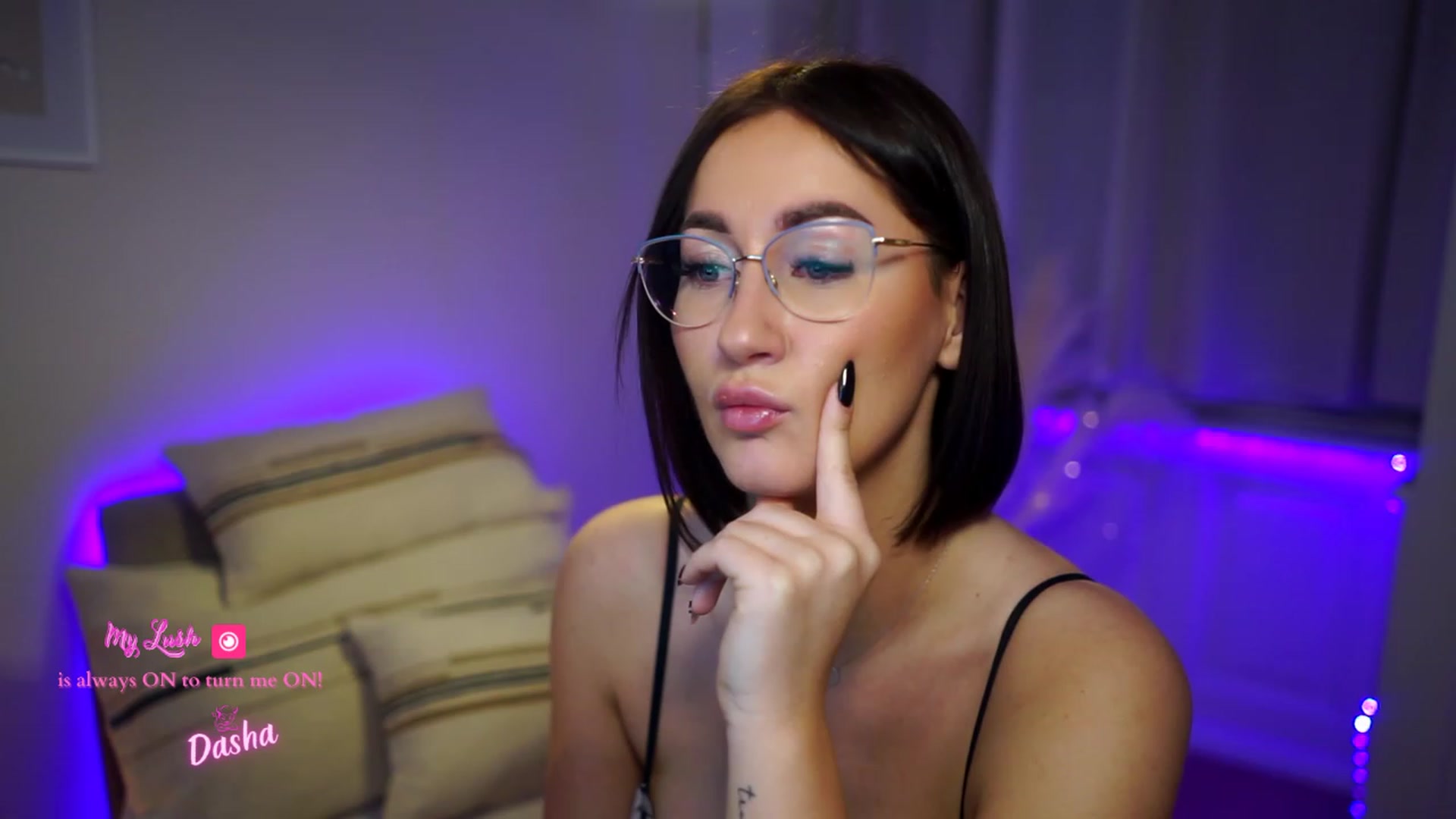 Gallery image thumbnail from Queen_Dasha's myfreecams stream on, 01/12/2023, 19:09 image 20 of 20