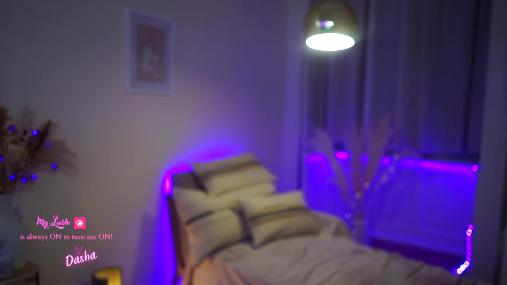 Gallery image thumbnail from Queen_Dasha's myfreecams stream on, 01/12/2023, 21:16 image 16 of 20