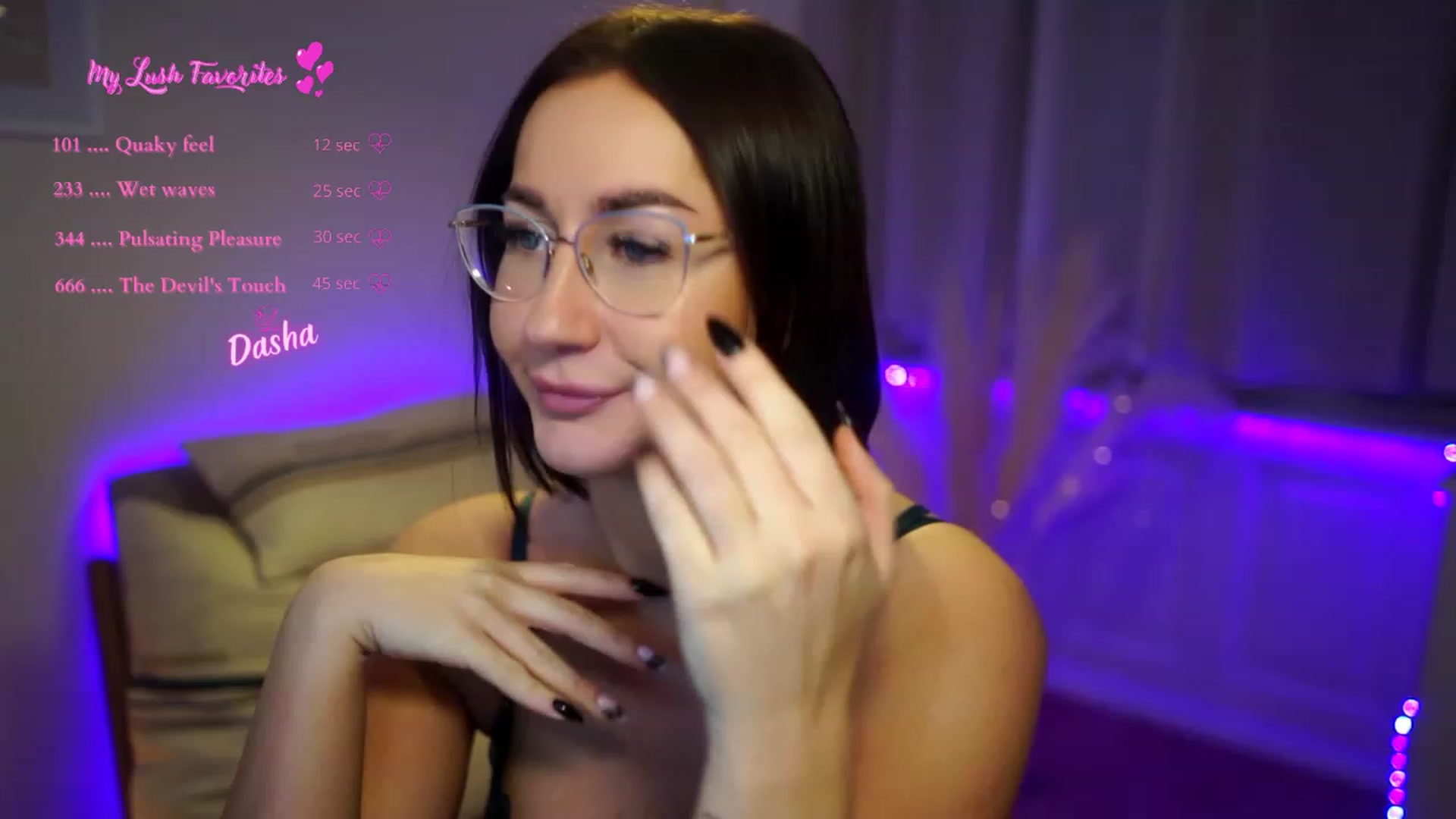 Gallery image thumbnail from Queen_Dasha's myfreecams stream on, 01/13/2023, 21:49 image 18 of 20
