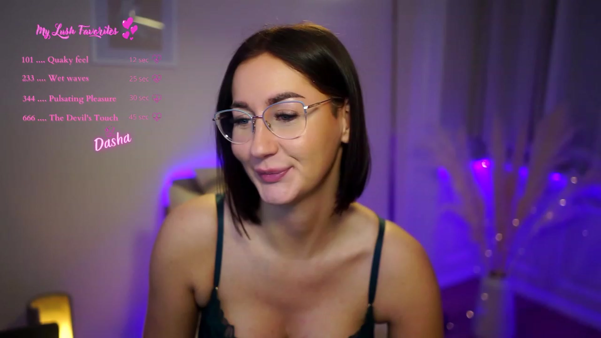 Gallery image thumbnail from Queen_Dasha's myfreecams stream on, 01/13/2023, 21:49 image 10 of 20