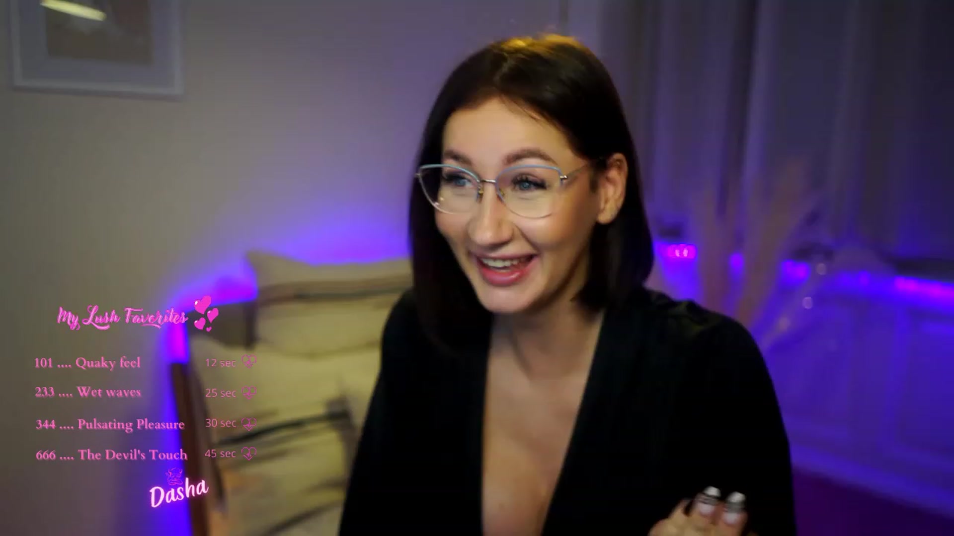 Gallery image thumbnail from Queen_Dasha's myfreecams stream on, 01/16/2023, 01:45 image 12 of 20