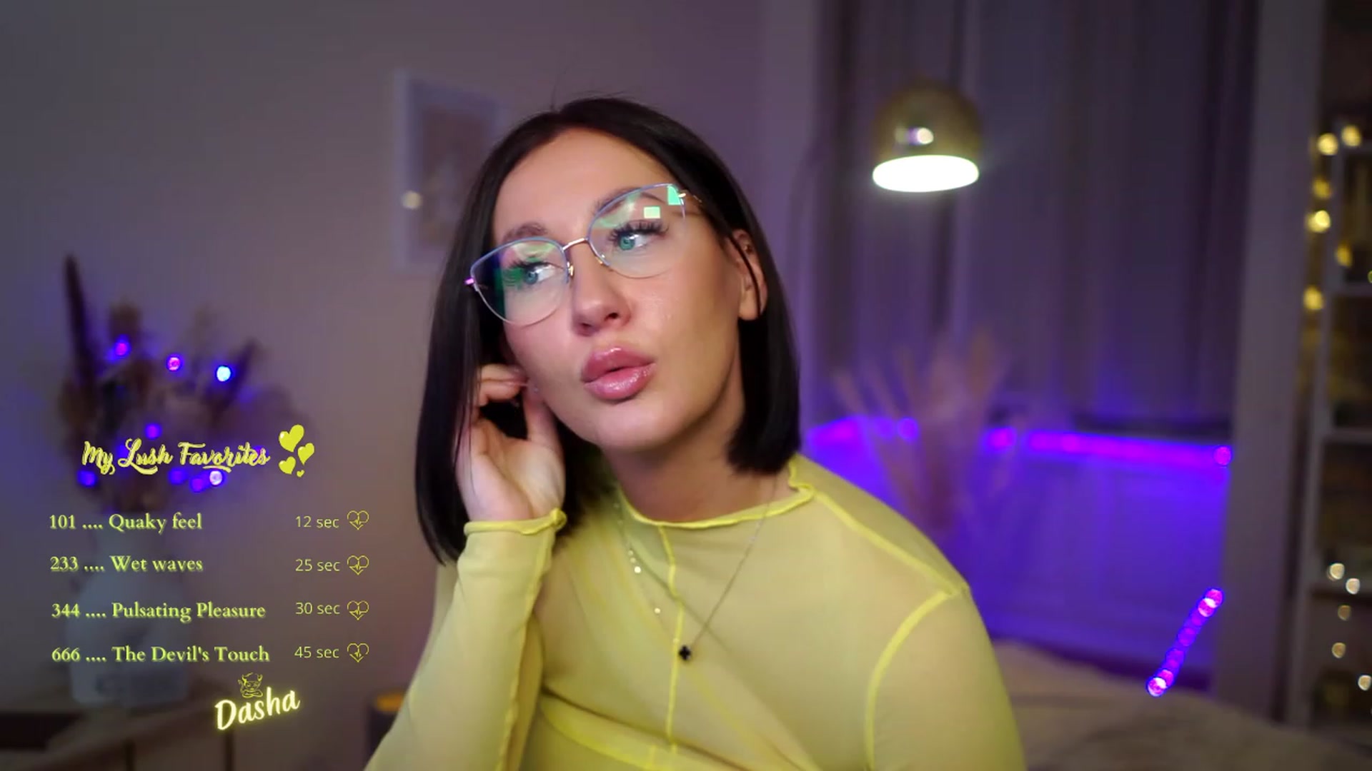 Gallery image thumbnail from Queen_Dasha's myfreecams stream on, 01/27/2023, 21:41 image 9 of 20
