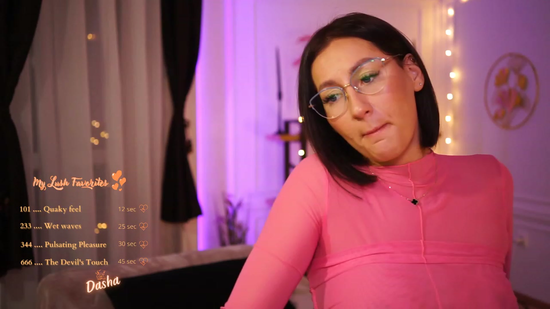 Gallery image thumbnail from Queen_Dasha's myfreecams stream on, 01/31/2023, 21:20 image 11 of 20