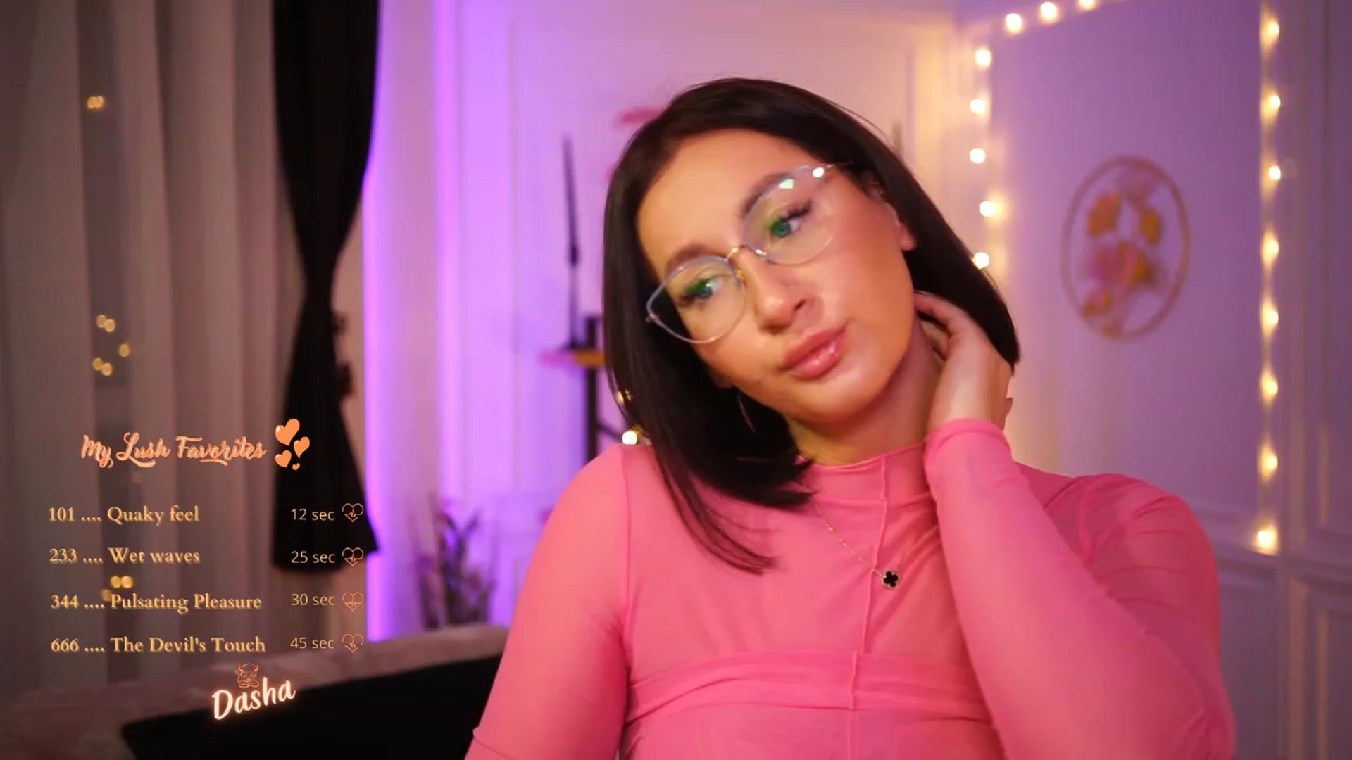 Gallery image thumbnail from Queen_Dasha's myfreecams stream on, 01/31/2023, 21:20 image 9 of 20