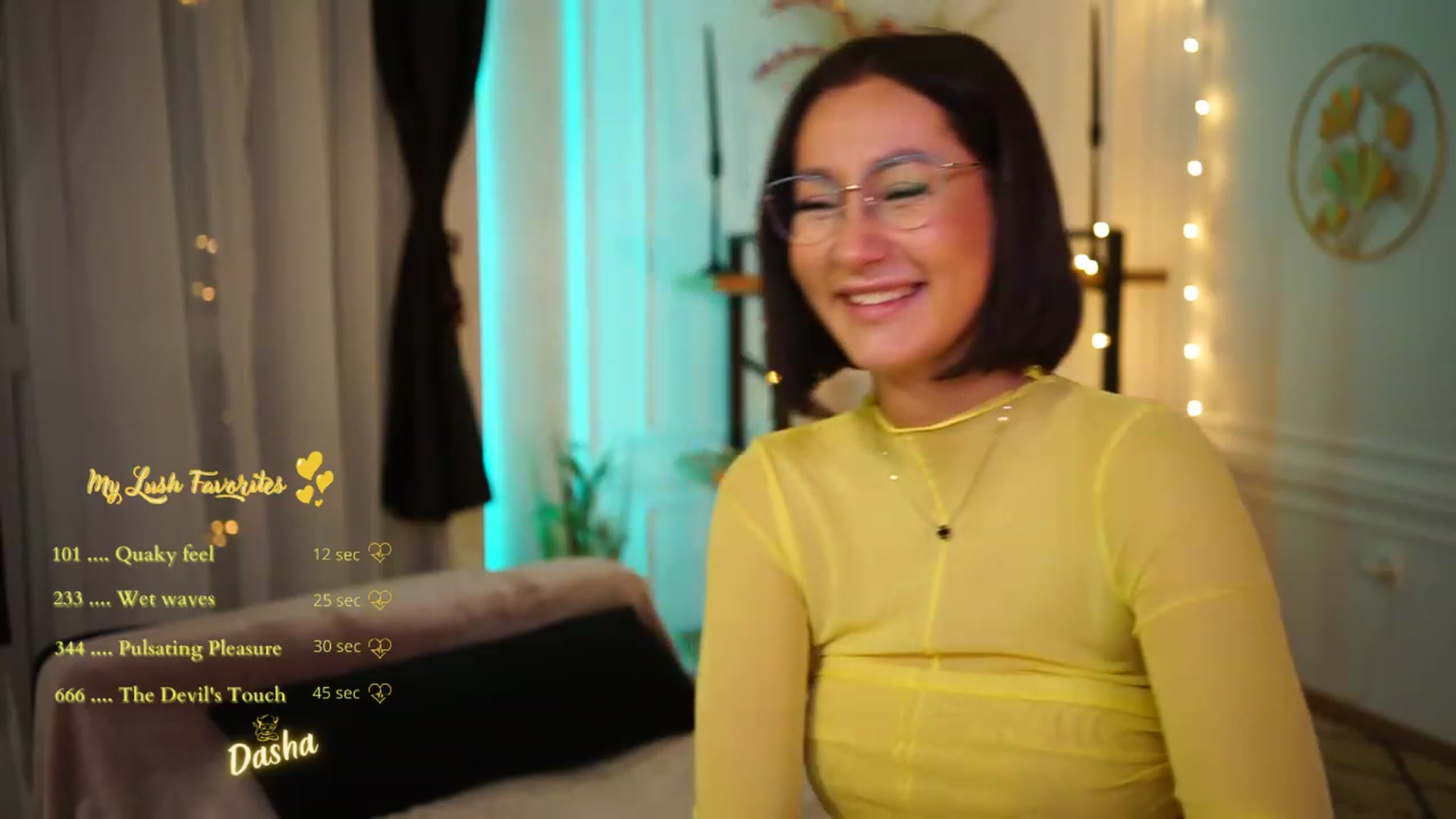 Gallery image thumbnail from Queen_Dasha's myfreecams stream on, 02/02/2023, 18:17 image 15 of 20
