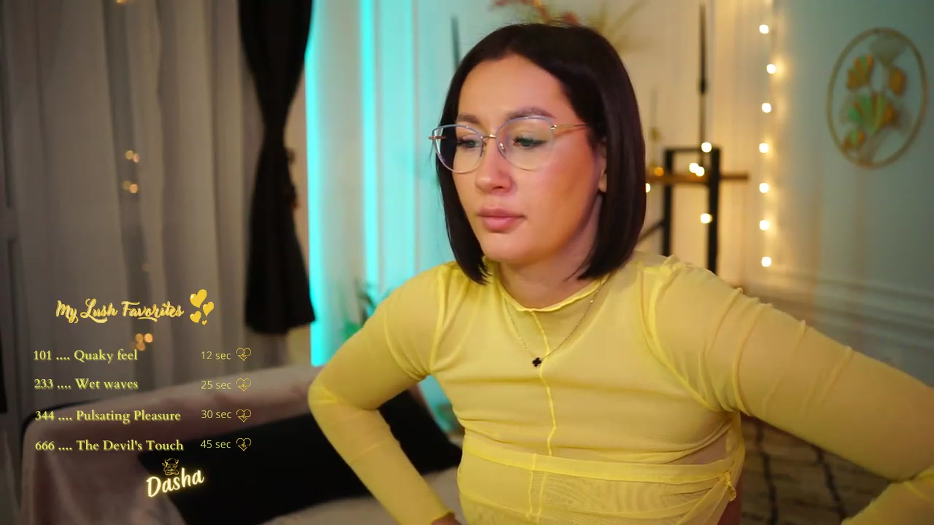 Gallery image thumbnail from Queen_Dasha's myfreecams stream on, 02/02/2023, 18:17 image 8 of 20