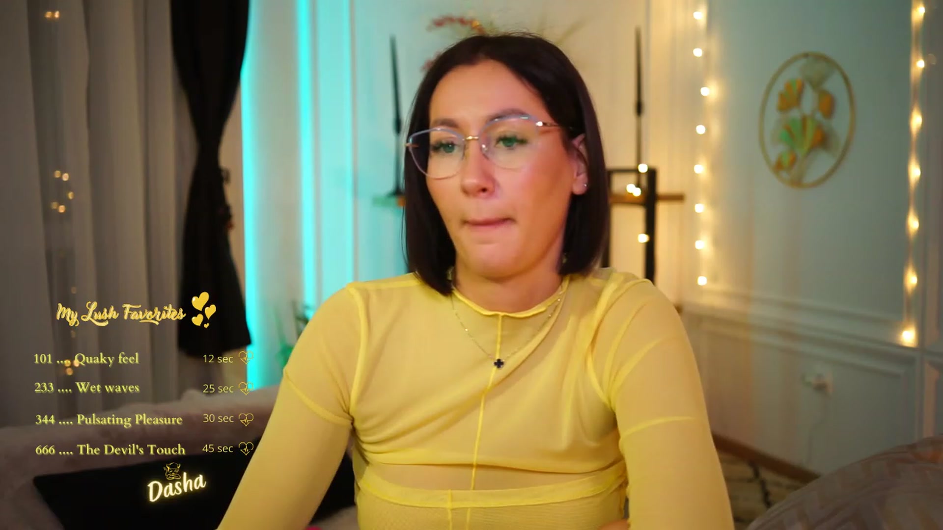 Gallery image thumbnail from Queen_Dasha's myfreecams stream on, 02/02/2023, 20:33 image 18 of 20