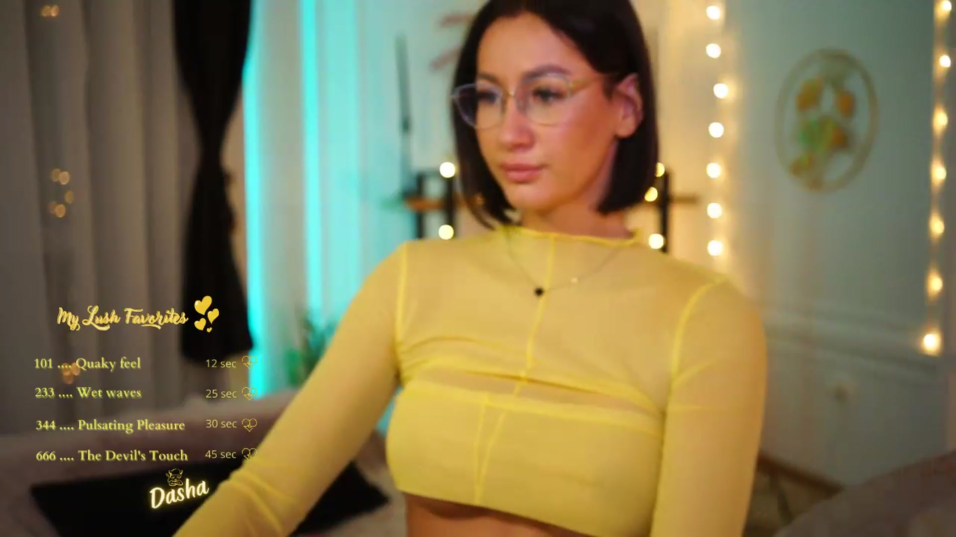 Gallery image thumbnail from Queen_Dasha's myfreecams stream on, 02/02/2023, 20:33 image 17 of 20