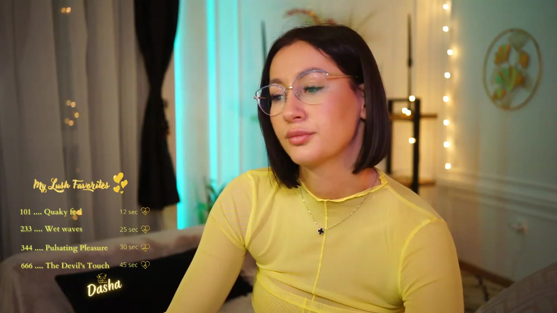 Gallery image thumbnail from Queen_Dasha's myfreecams stream on, 02/02/2023, 20:33 image 2 of 20