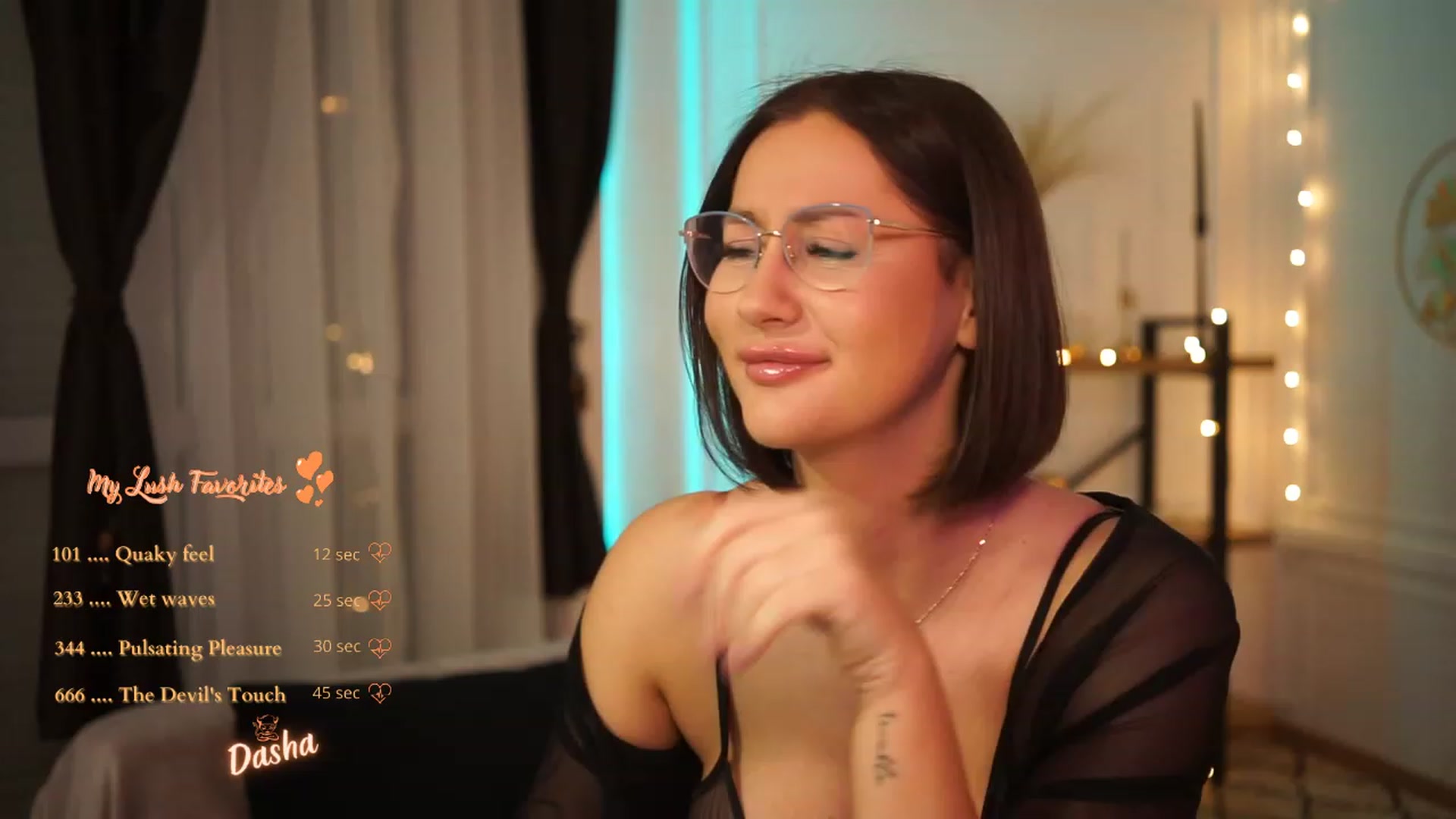 Gallery image thumbnail from Queen_Dasha's myfreecams stream on, 02/11/2023, 19:58 image 19 of 20