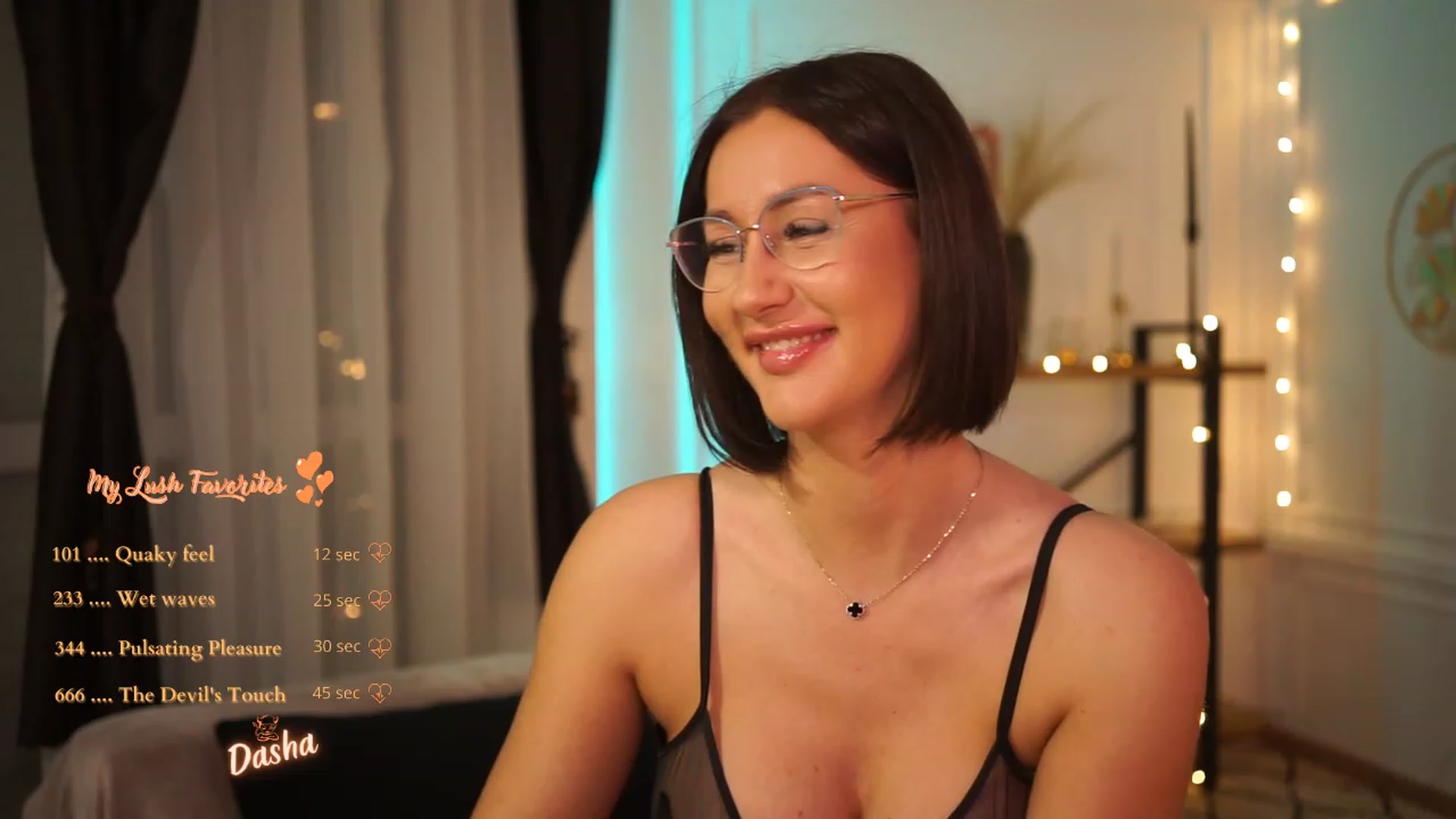 Gallery image thumbnail from Queen_Dasha's myfreecams stream on, 02/11/2023, 20:55 image 13 of 20