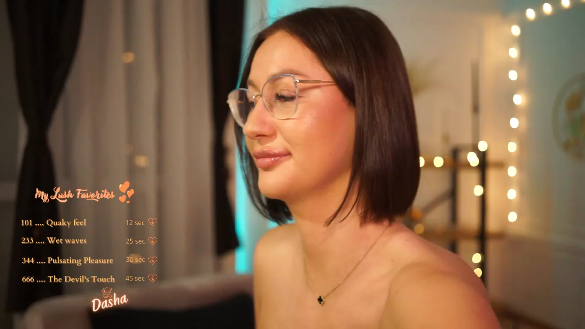 Gallery image thumbnail from Queen_Dasha's myfreecams stream on, 02/12/2023, 24:01 image 12 of 20