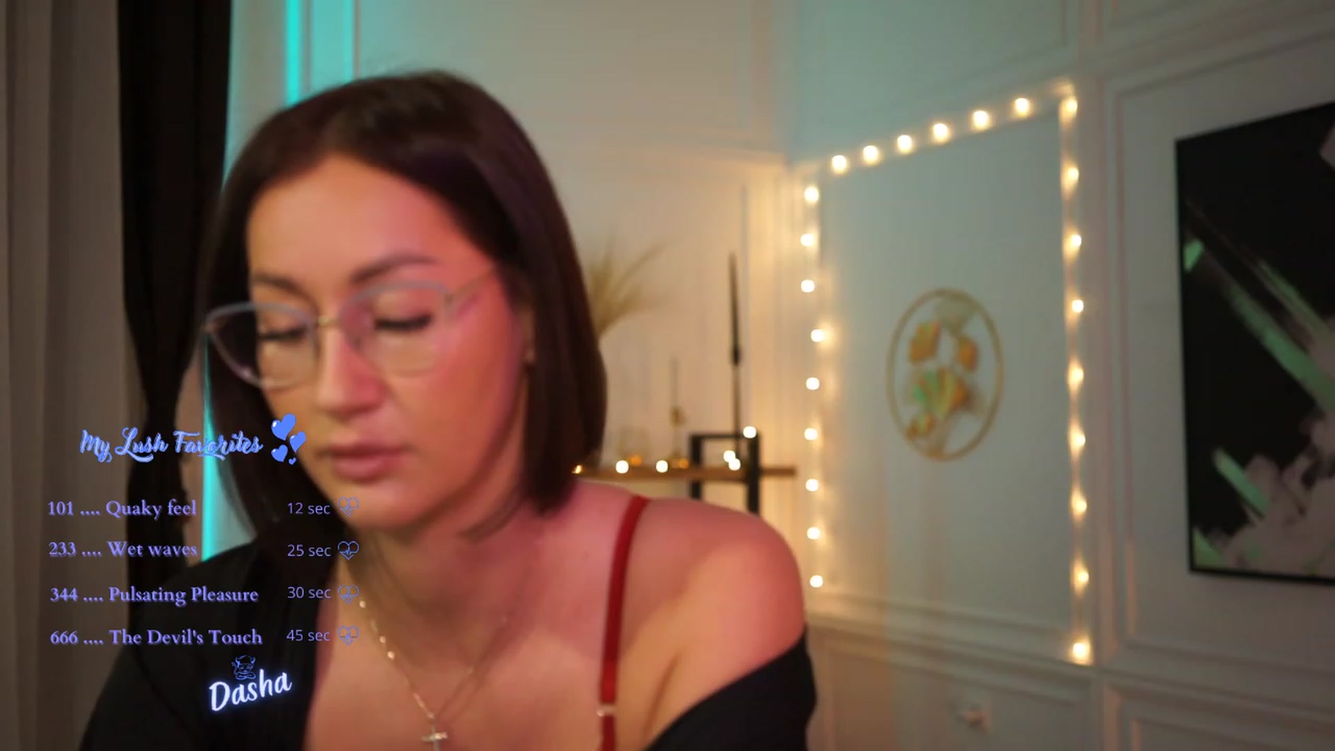 Gallery image thumbnail from Queen_Dasha's myfreecams stream on, 02/14/2023, 20:59 image 2 of 20
