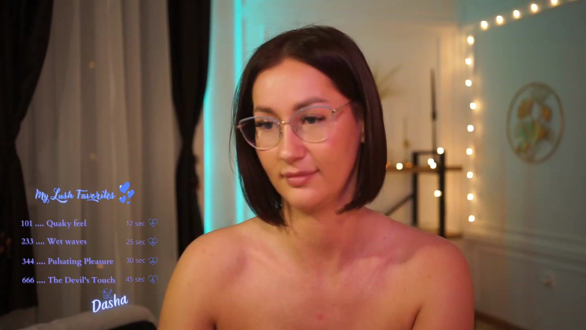 Gallery image thumbnail from Queen_Dasha's myfreecams stream on, 02/15/2023, 01:17 image 14 of 20
