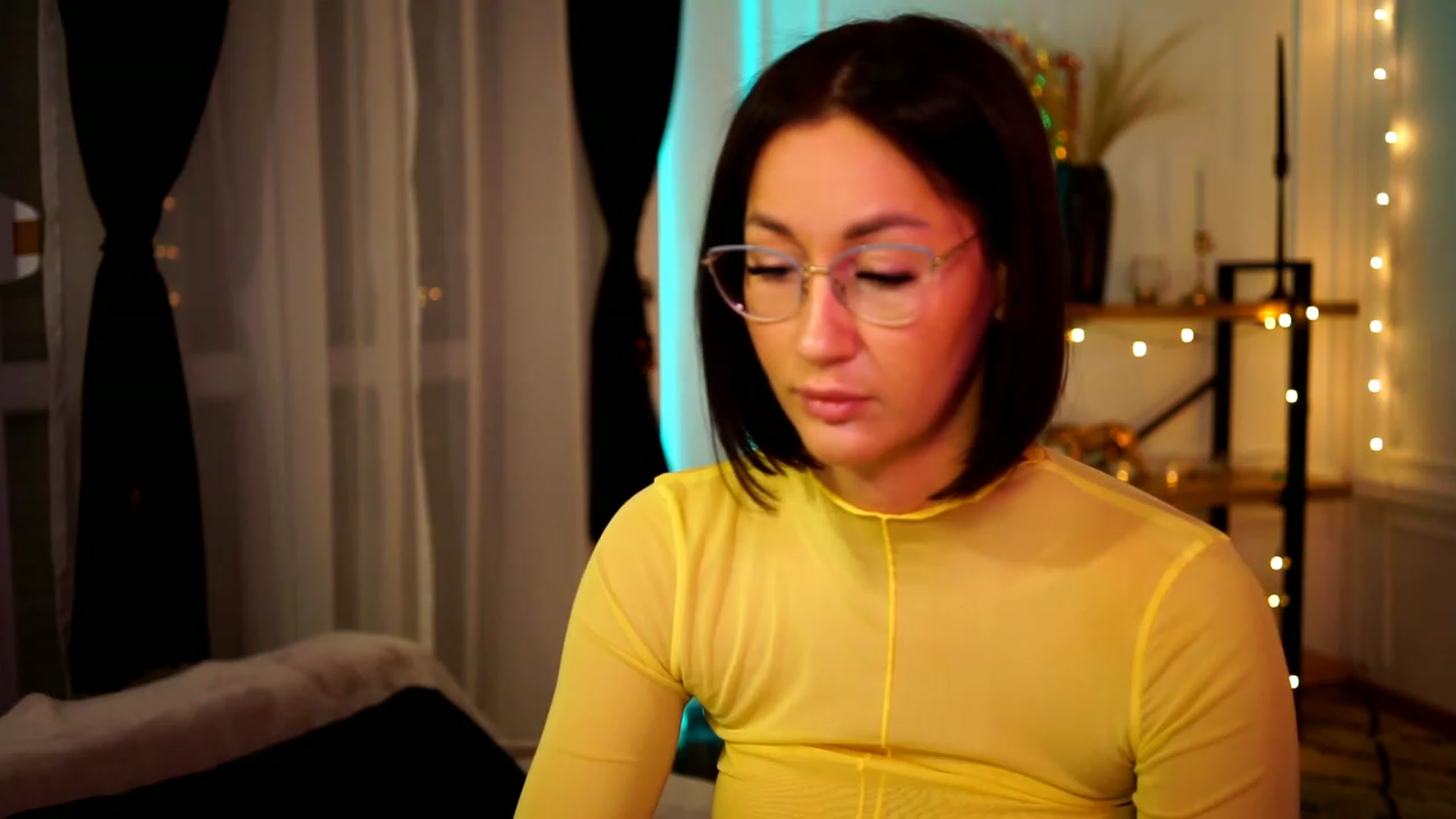 Gallery image thumbnail from Queen_Dasha's myfreecams stream on, 02/25/2023, 12:19 image 19 of 20