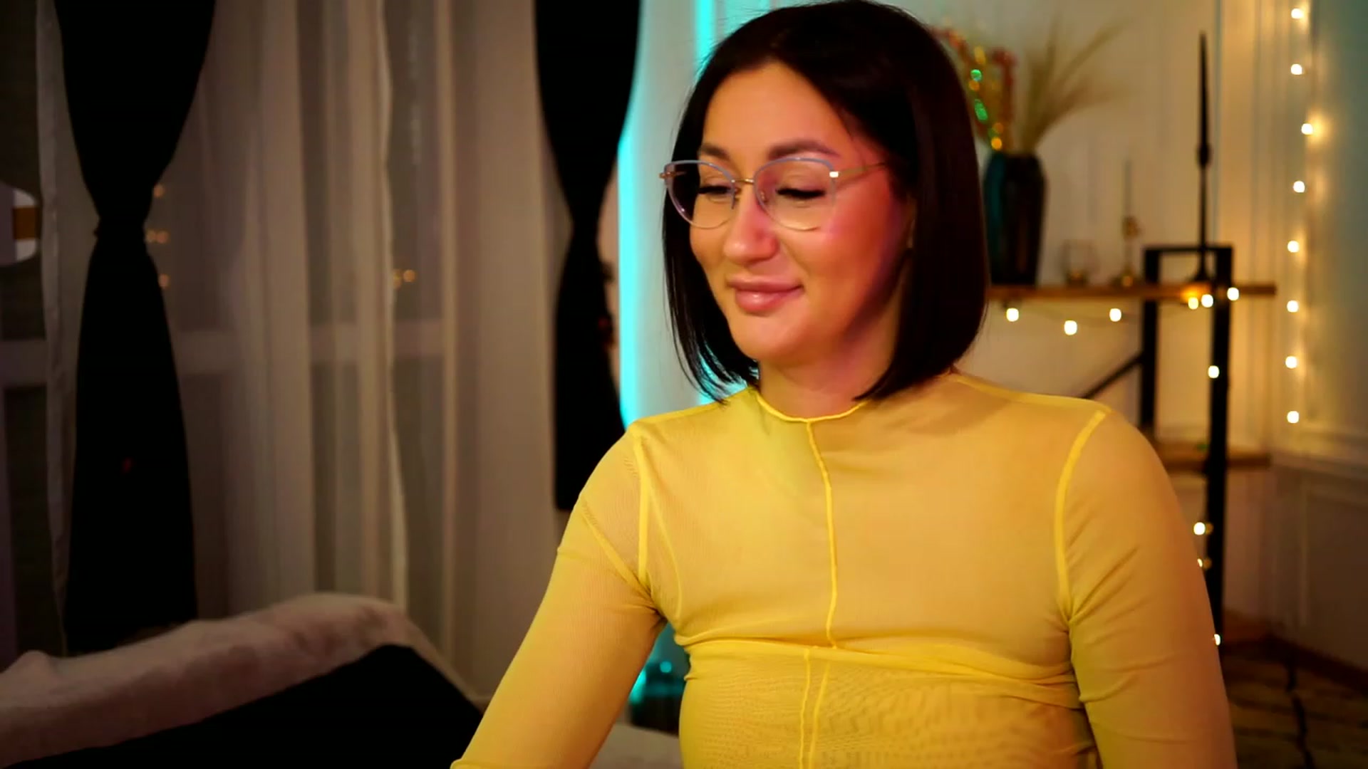 Gallery image thumbnail from Queen_Dasha's myfreecams stream on, 02/25/2023, 12:19 image 17 of 20