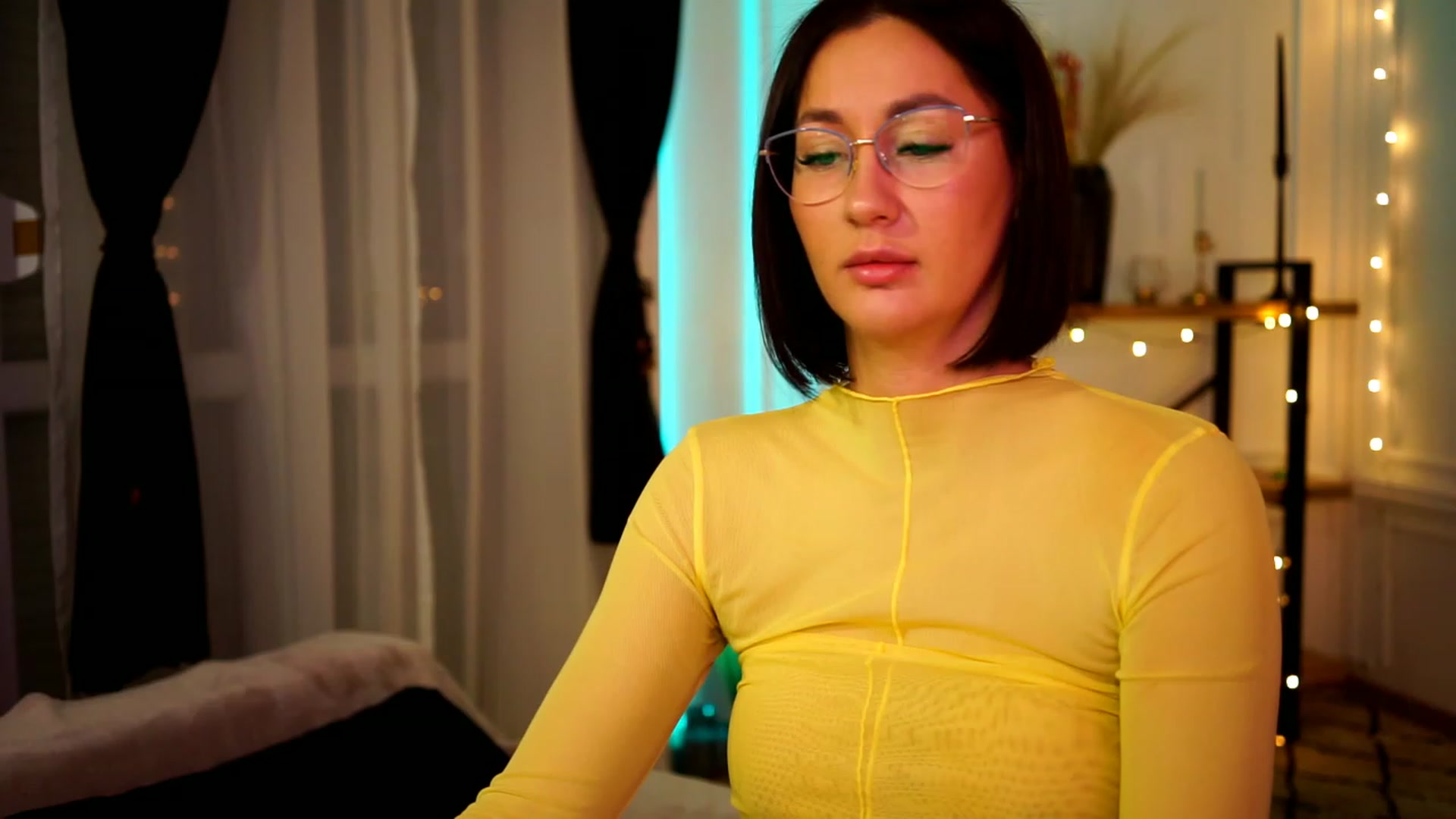 Gallery image thumbnail from Queen_Dasha's myfreecams stream on, 02/25/2023, 12:19 image 14 of 20