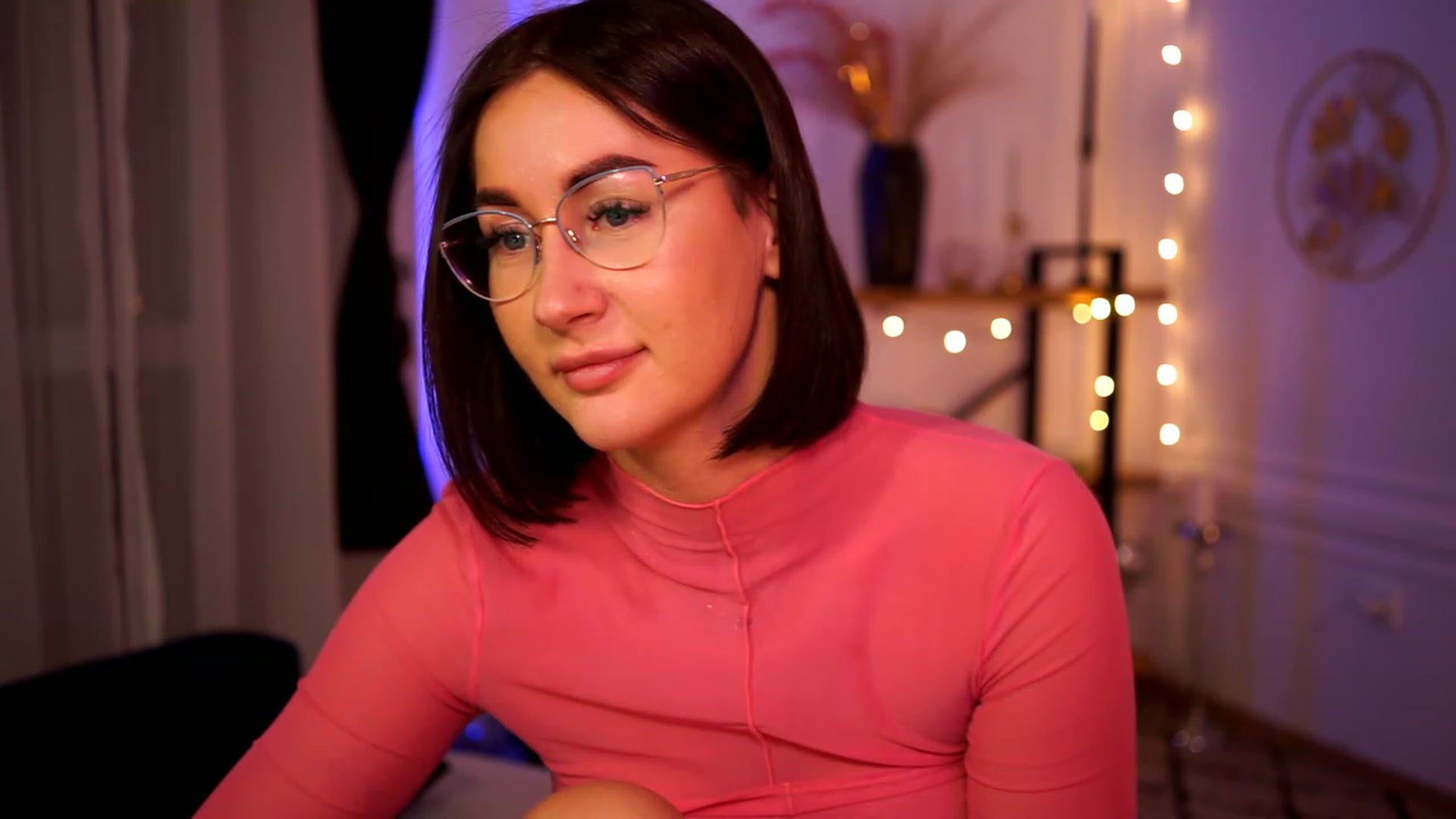 Gallery image thumbnail from Queen_Dasha's myfreecams stream on, 03/04/2023, 22:33 image 19 of 20