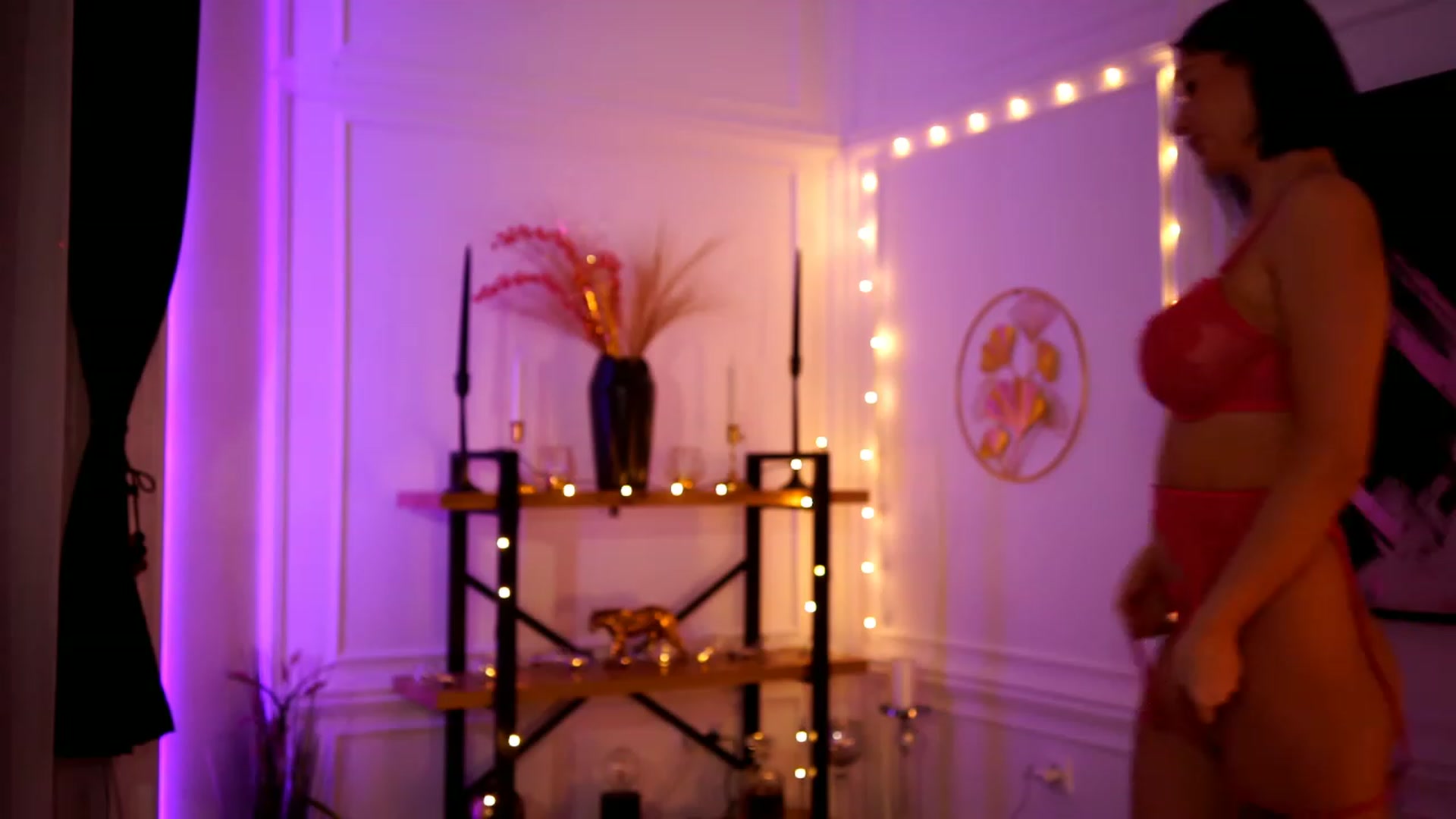 Gallery image thumbnail from Queen_Dasha's myfreecams stream on, 03/13/2023, 19:20 image 17 of 20