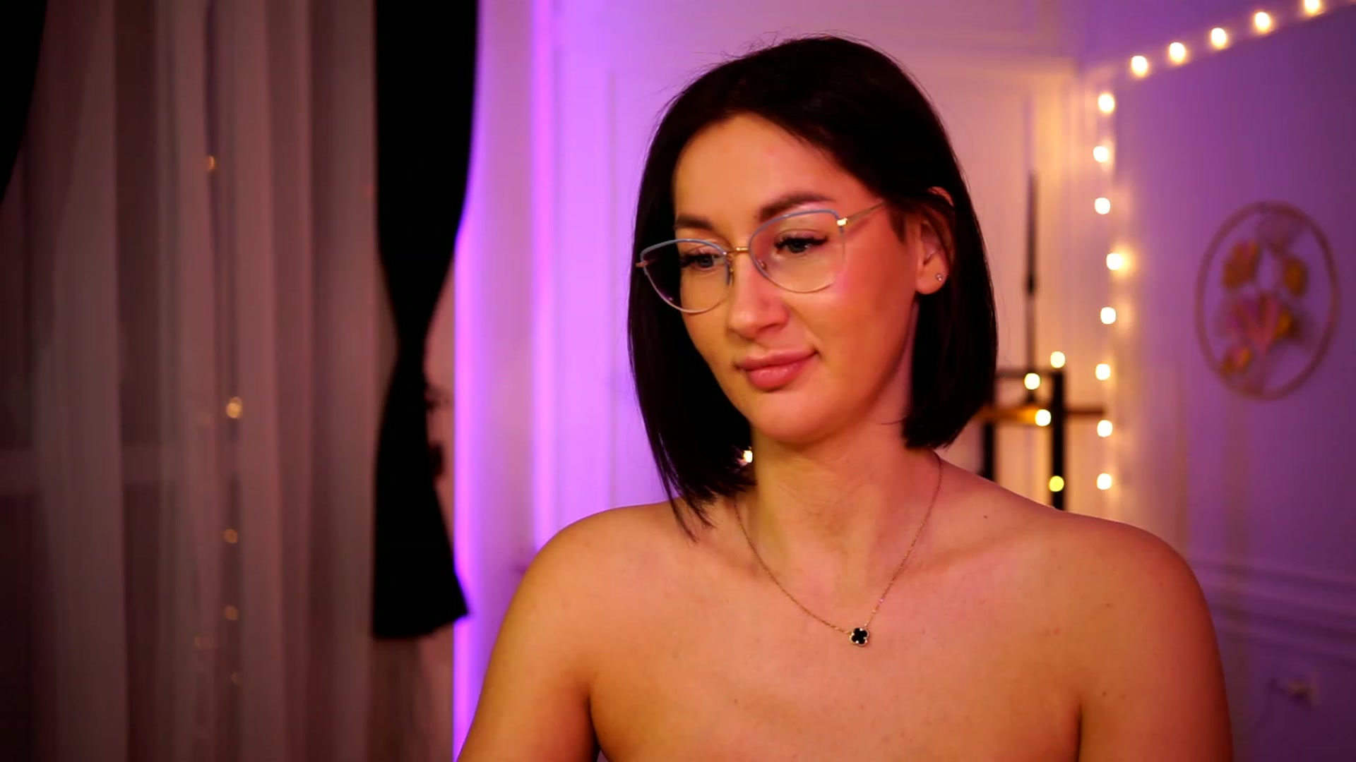 Gallery image thumbnail from Queen_Dasha's myfreecams stream on, 03/13/2023, 21:24 image 3 of 20