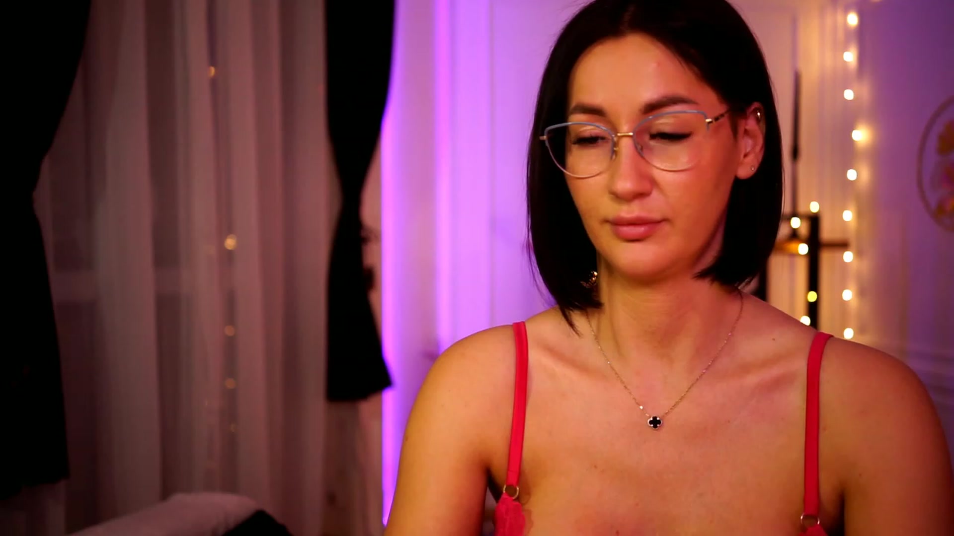 Gallery image thumbnail from Queen_Dasha's myfreecams stream on, 03/13/2023, 21:24 image 17 of 20