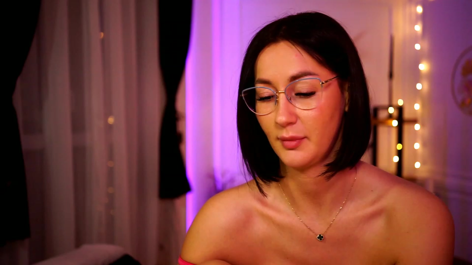 Gallery image thumbnail from Queen_Dasha's myfreecams stream on, 03/13/2023, 22:53 image 5 of 20