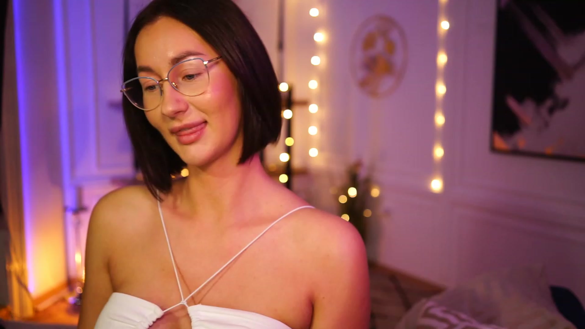 Gallery image thumbnail from Queen_Dasha's myfreecams stream on, 03/27/2023, 20:04 image 16 of 20
