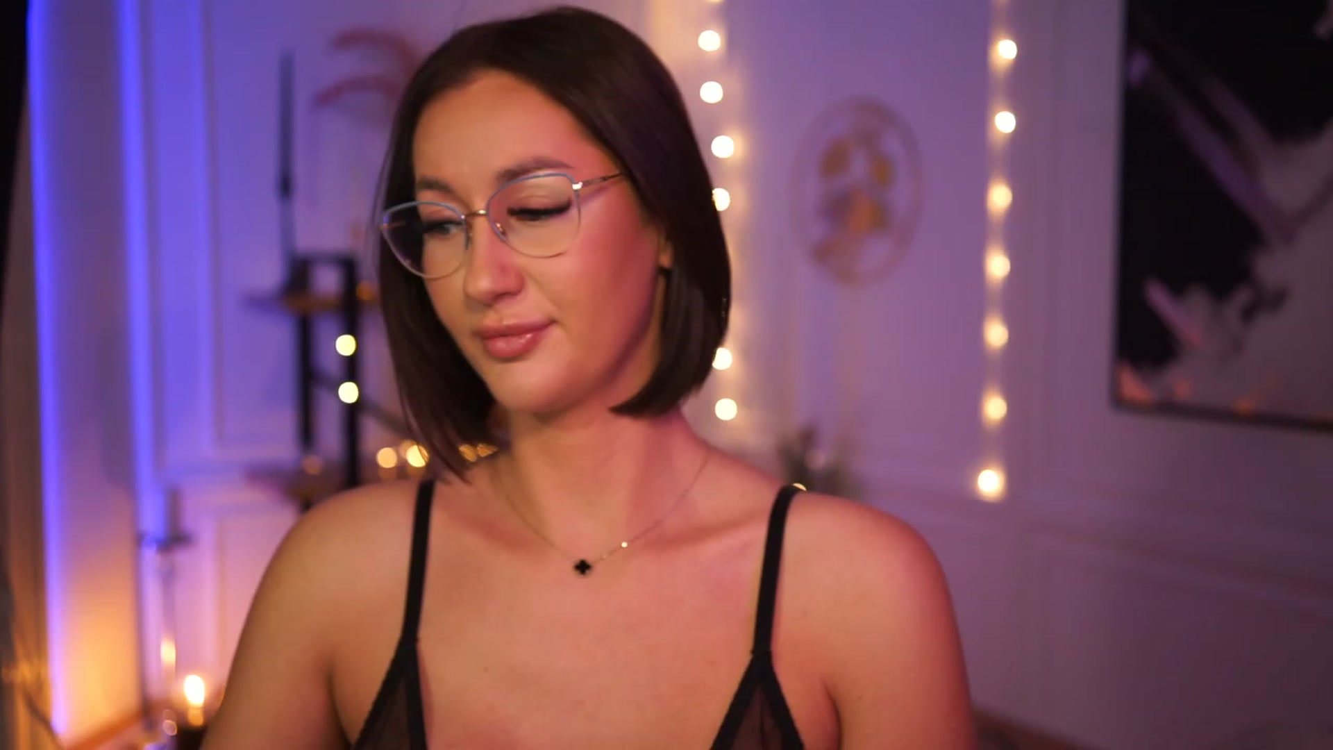 Gallery image thumbnail from Queen_Dasha's myfreecams stream on, 03/30/2023, 17:17 image 4 of 20