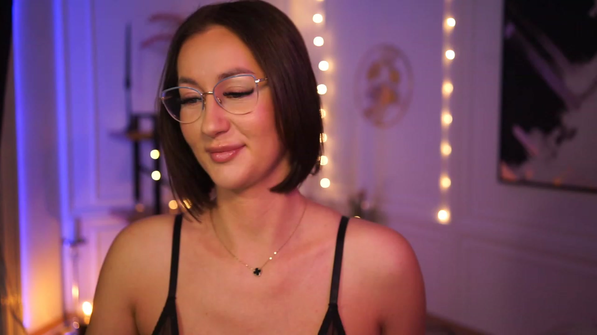 Gallery image thumbnail from Queen_Dasha's myfreecams stream on, 03/30/2023, 17:17 image 6 of 20