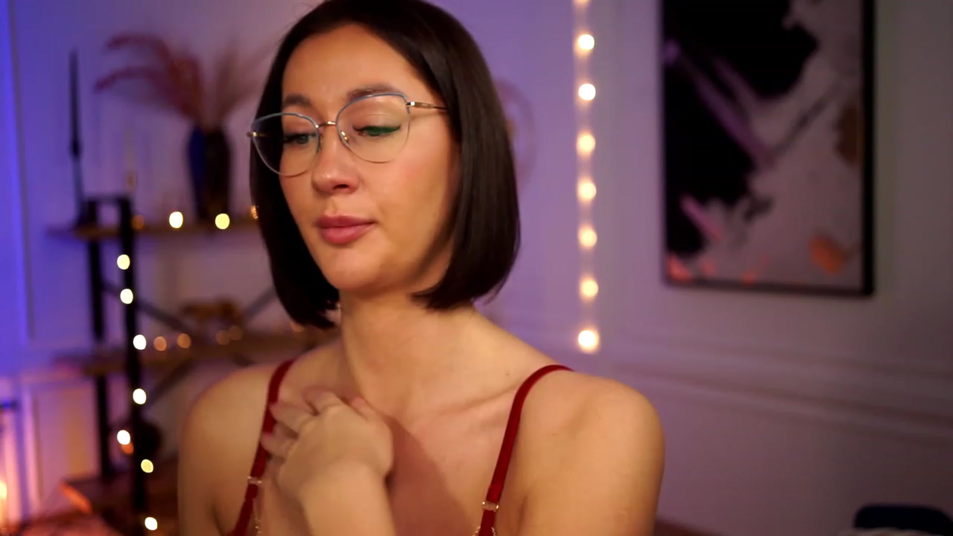 Gallery image thumbnail from Queen_Dasha's myfreecams stream on, 04/13/2023, 24:47 image 10 of 20