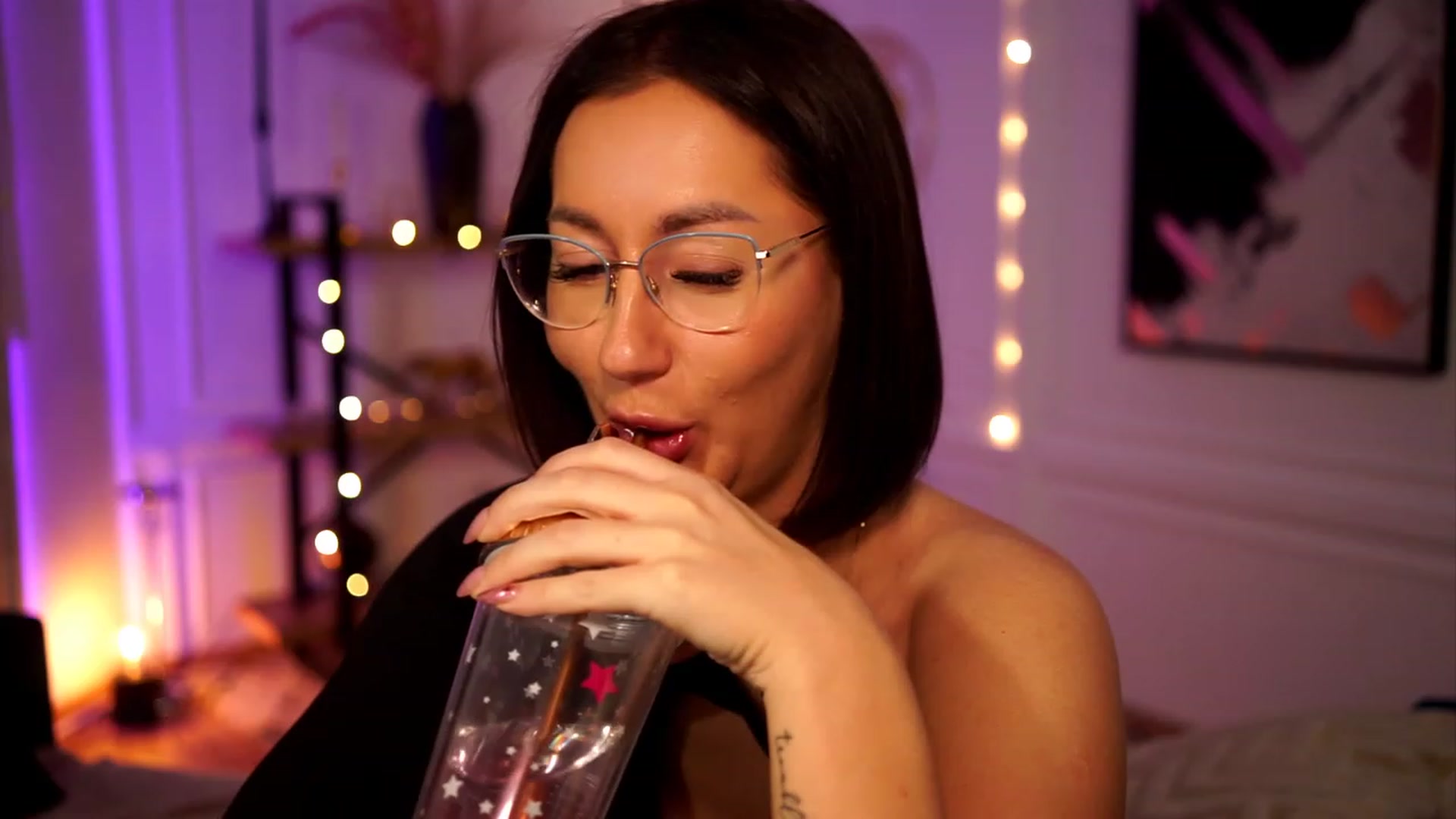 Gallery image thumbnail from Queen_Dasha's myfreecams stream on, 04/13/2023, 21:29 image 10 of 20