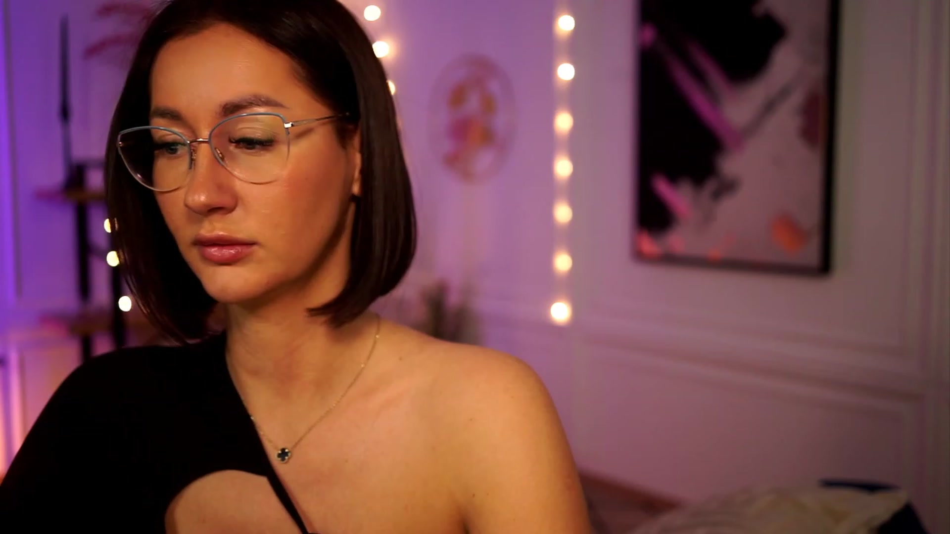 Gallery image thumbnail from Queen_Dasha's myfreecams stream on, 04/13/2023, 21:29 image 7 of 20