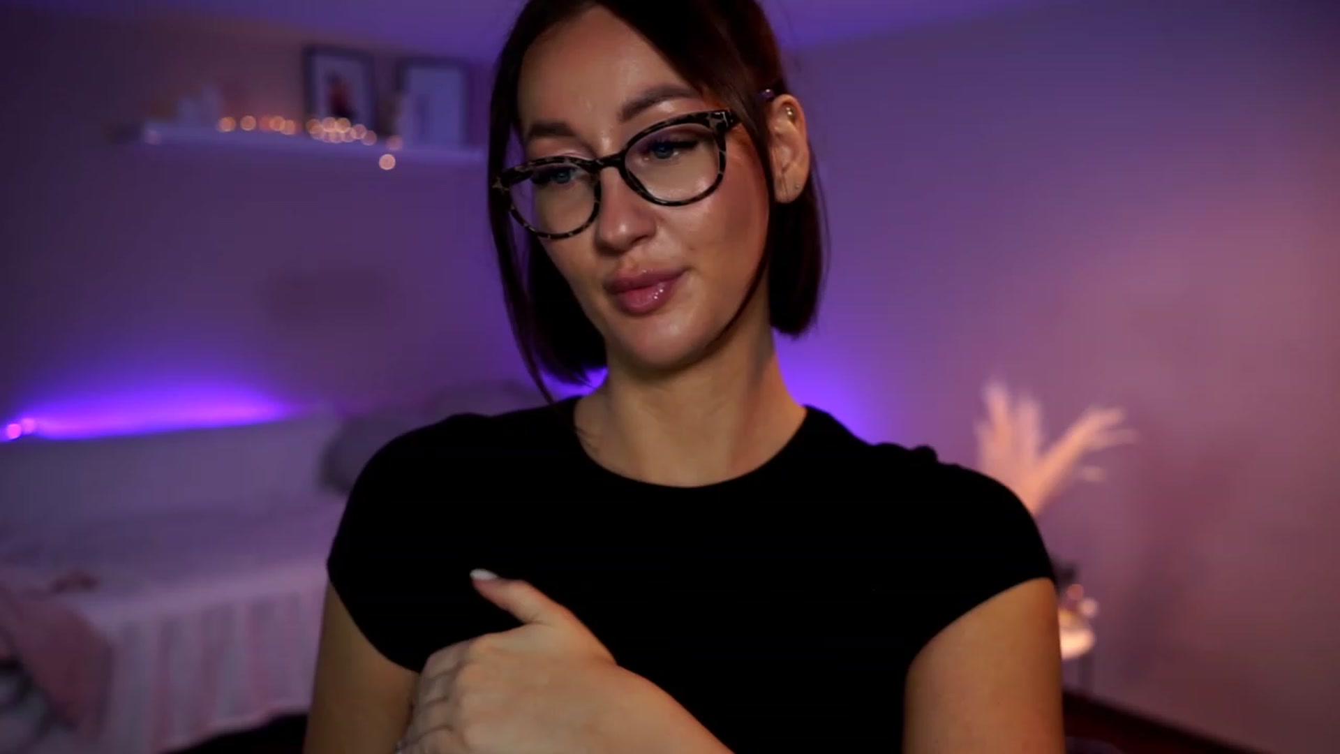 Gallery image thumbnail from Queen_Dasha's myfreecams stream on, 05/26/2023, 18:55 image 11 of 20