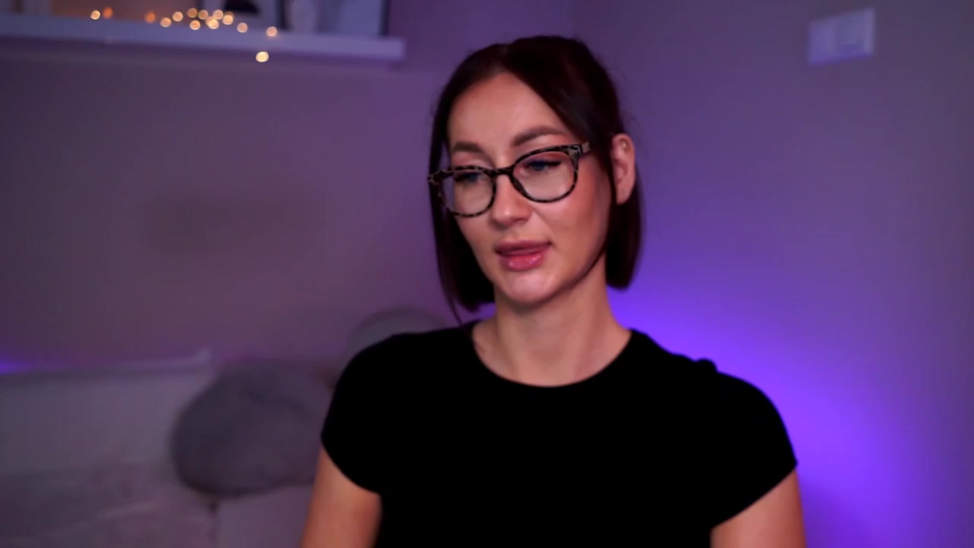 Gallery image thumbnail from Queen_Dasha's myfreecams stream on, 05/26/2023, 19:57 image 5 of 20