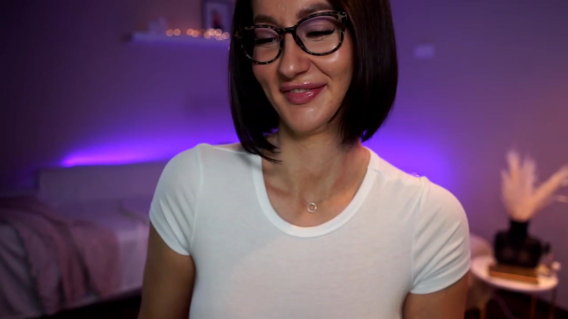 Gallery image thumbnail from Queen_Dasha's myfreecams stream on, 06/02/2023, 12:18 image 5 of 20