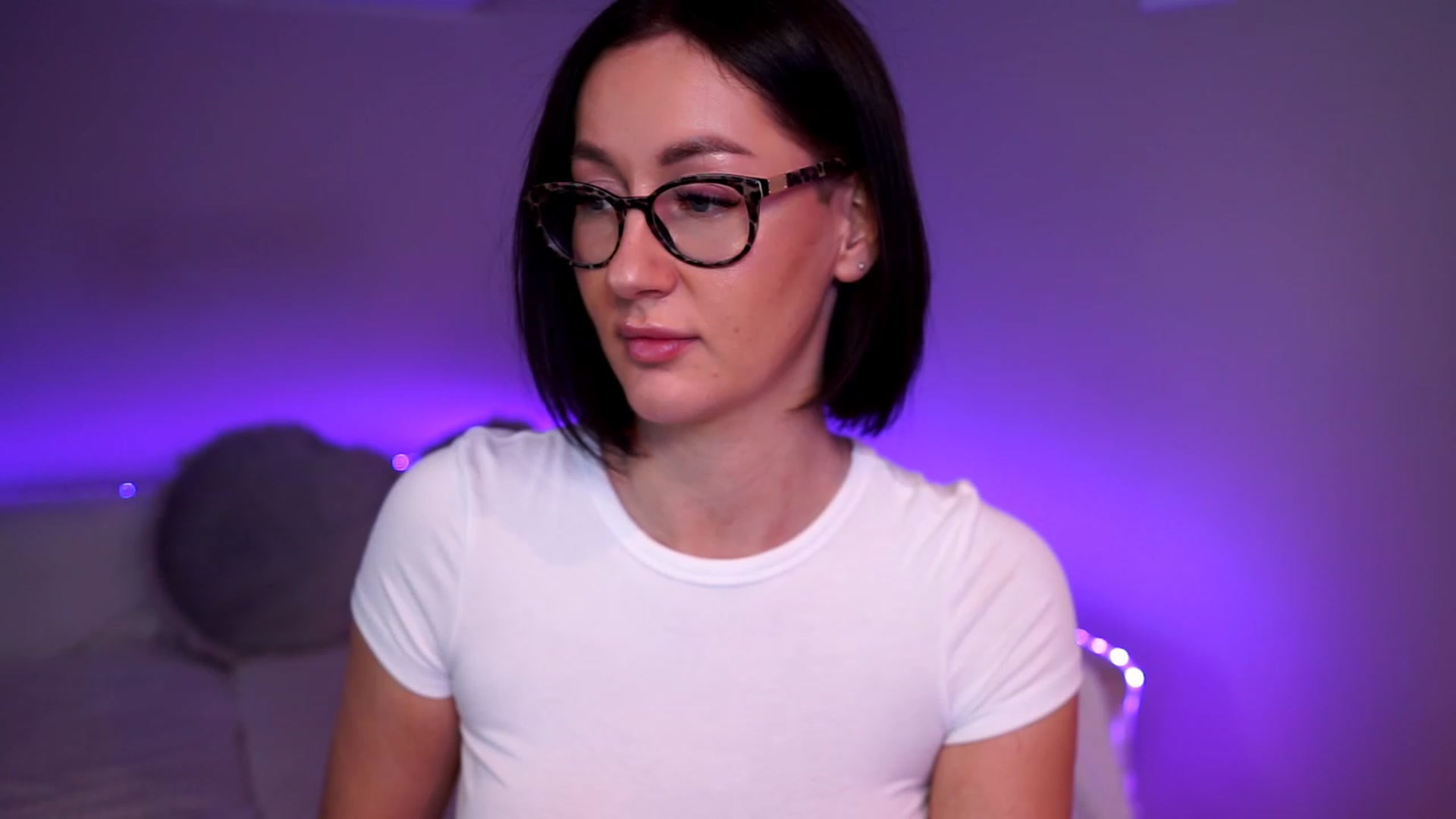 Gallery image thumbnail from Queen_Dasha's myfreecams stream on, 06/02/2023, 12:43 image 3 of 20