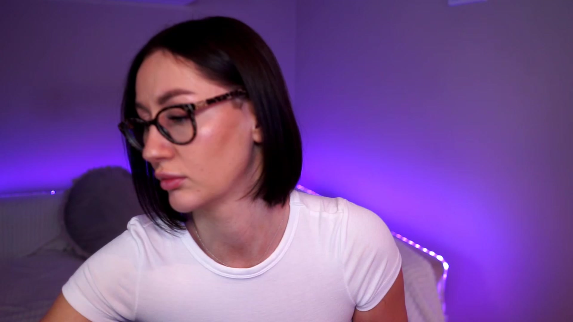 Gallery image thumbnail from Queen_Dasha's myfreecams stream on, 06/02/2023, 12:43 image 15 of 20