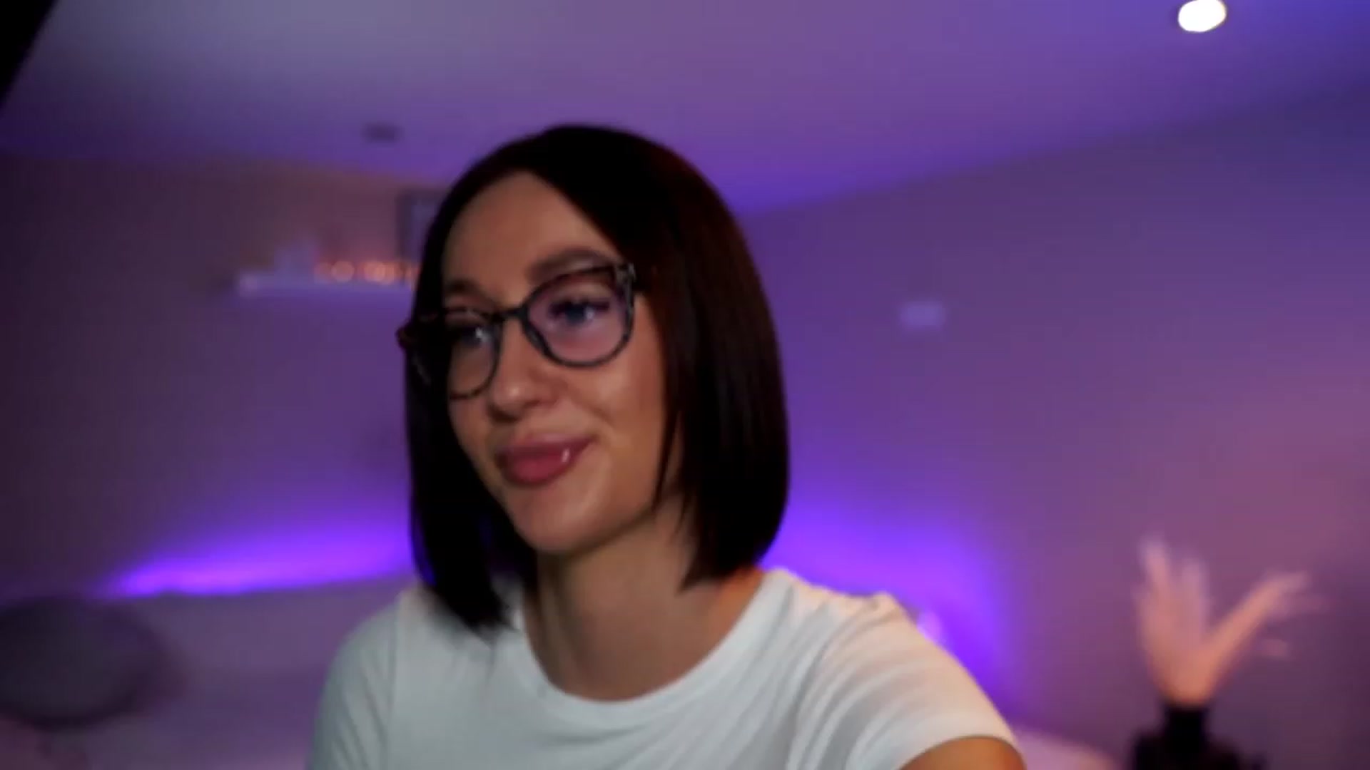 Gallery image thumbnail from Queen_Dasha's myfreecams stream on, 06/05/2023, 16:27 image 12 of 20