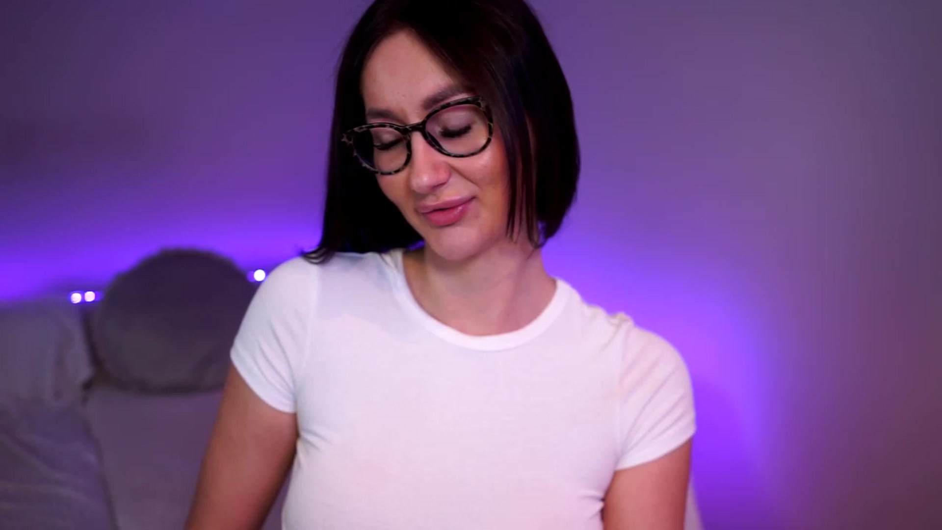 Gallery image thumbnail from Queen_Dasha's myfreecams stream on, 06/05/2023, 18:00 image 16 of 20