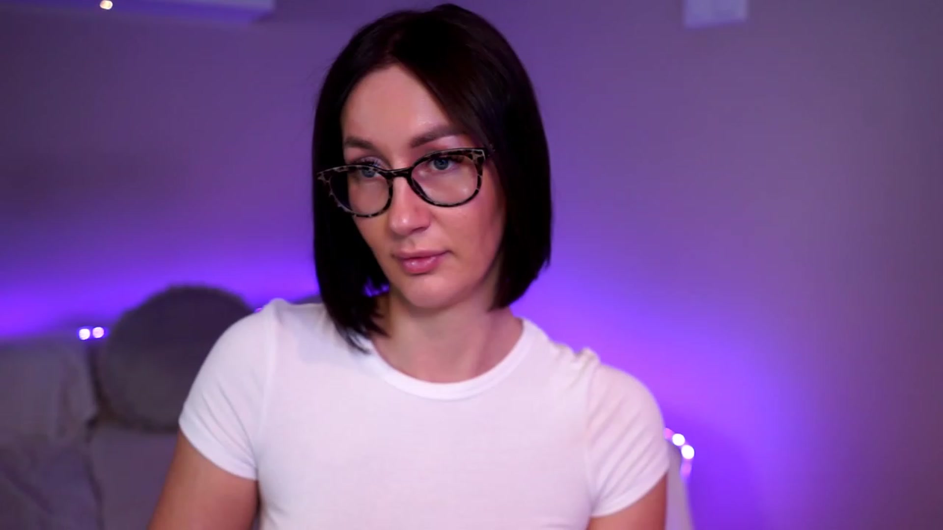 Gallery image thumbnail from Queen_Dasha's myfreecams stream on, 06/05/2023, 19:30 image 6 of 20