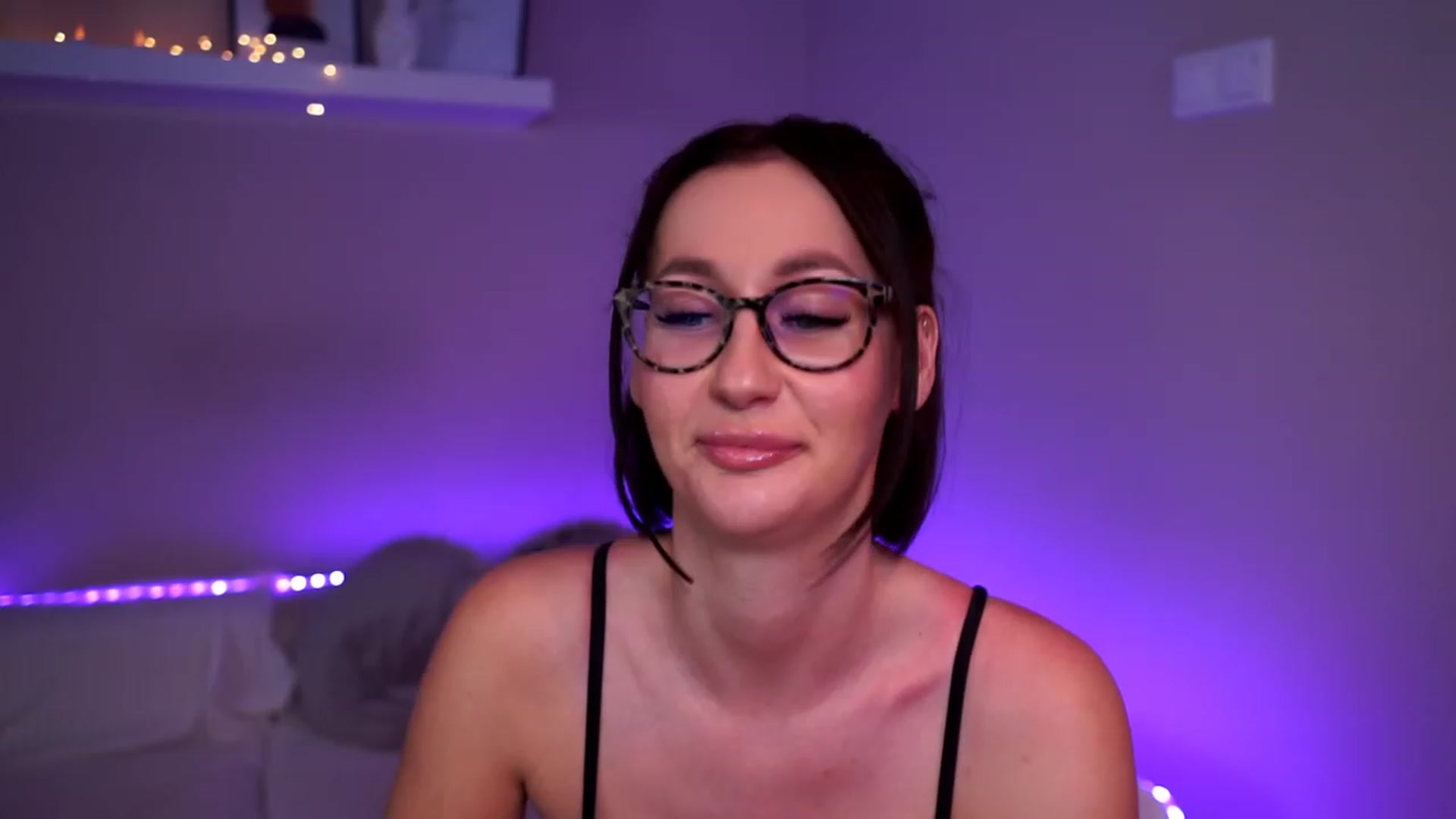 Gallery image thumbnail from Queen_Dasha's myfreecams stream on, 06/10/2023, 18:47 image 13 of 20