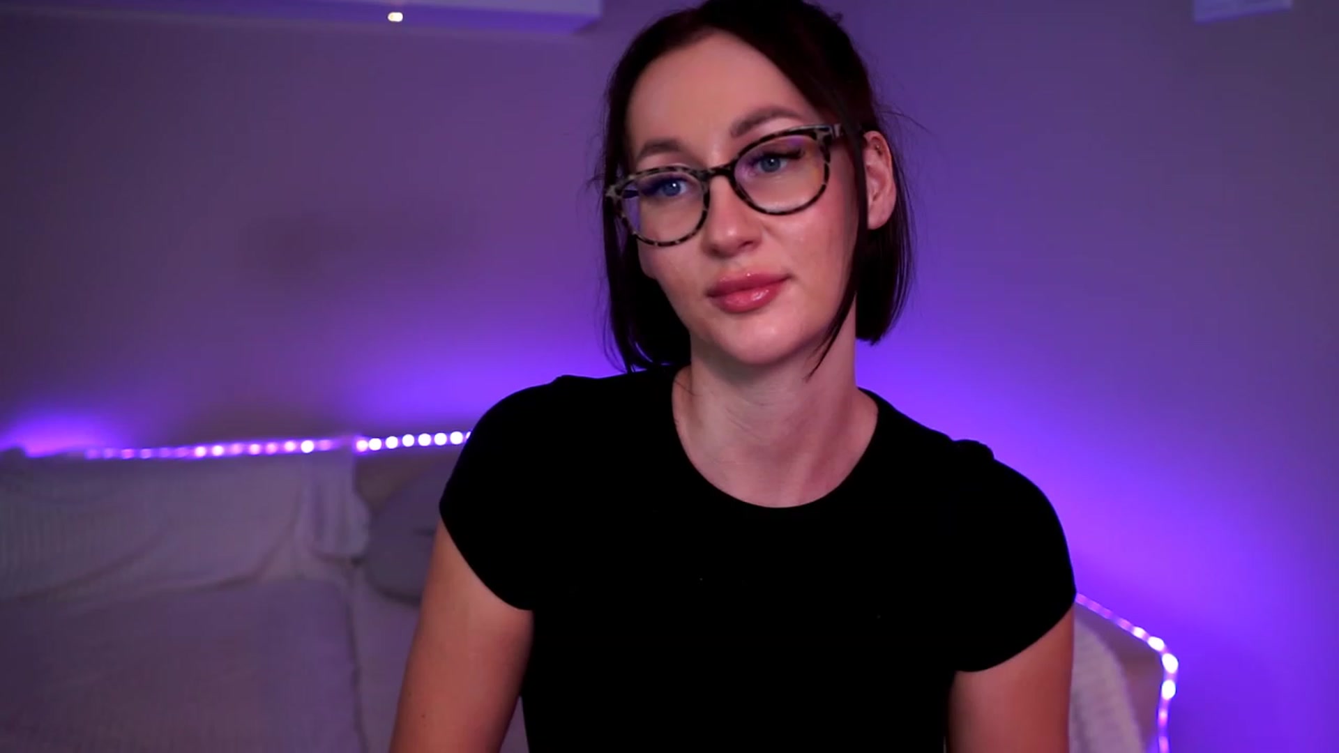 Gallery image thumbnail from Queen_Dasha's myfreecams stream on, 06/10/2023, 22:03 image 10 of 20