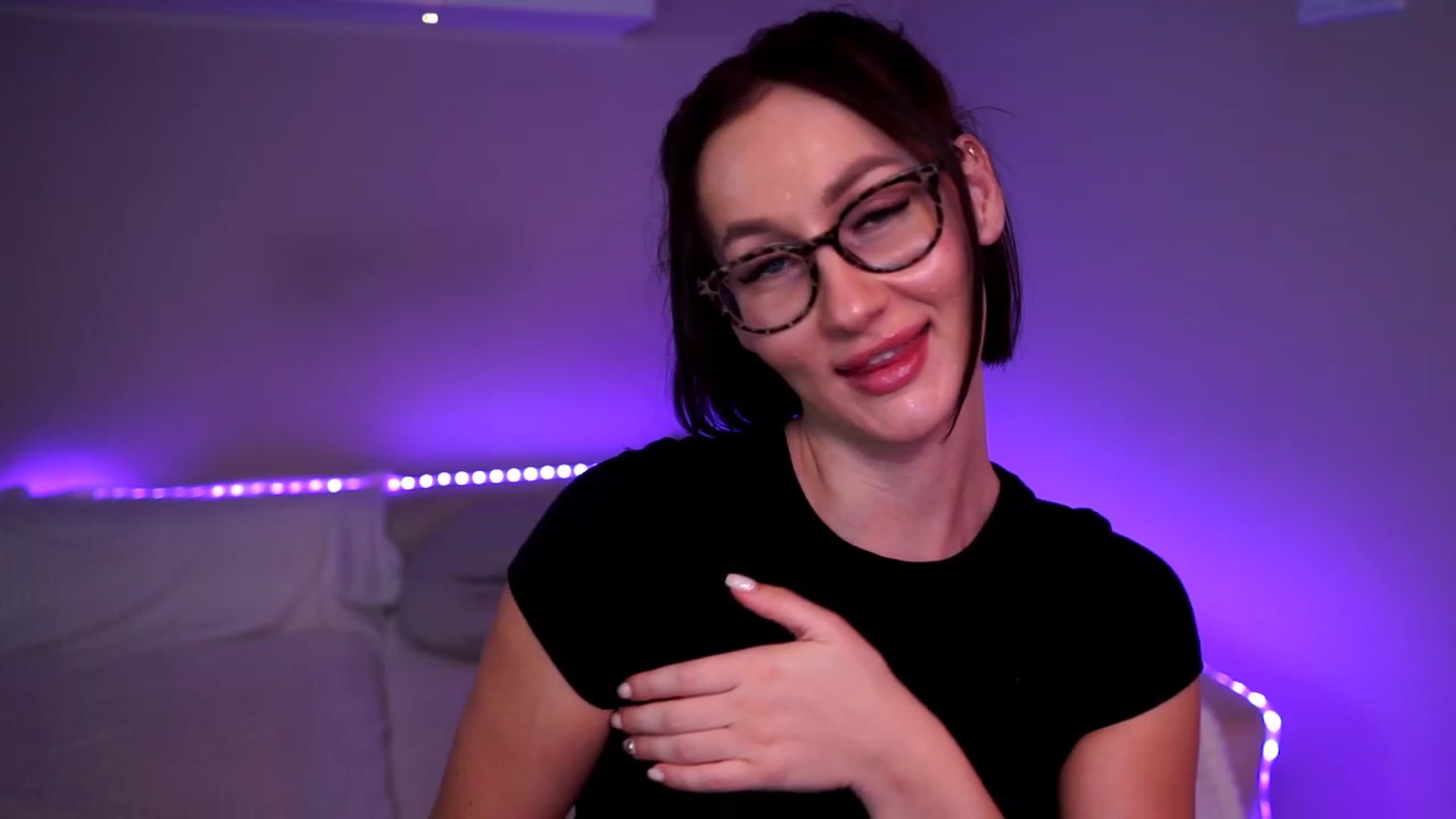 Gallery image thumbnail from Queen_Dasha's myfreecams stream on, 06/10/2023, 22:03 image 16 of 20