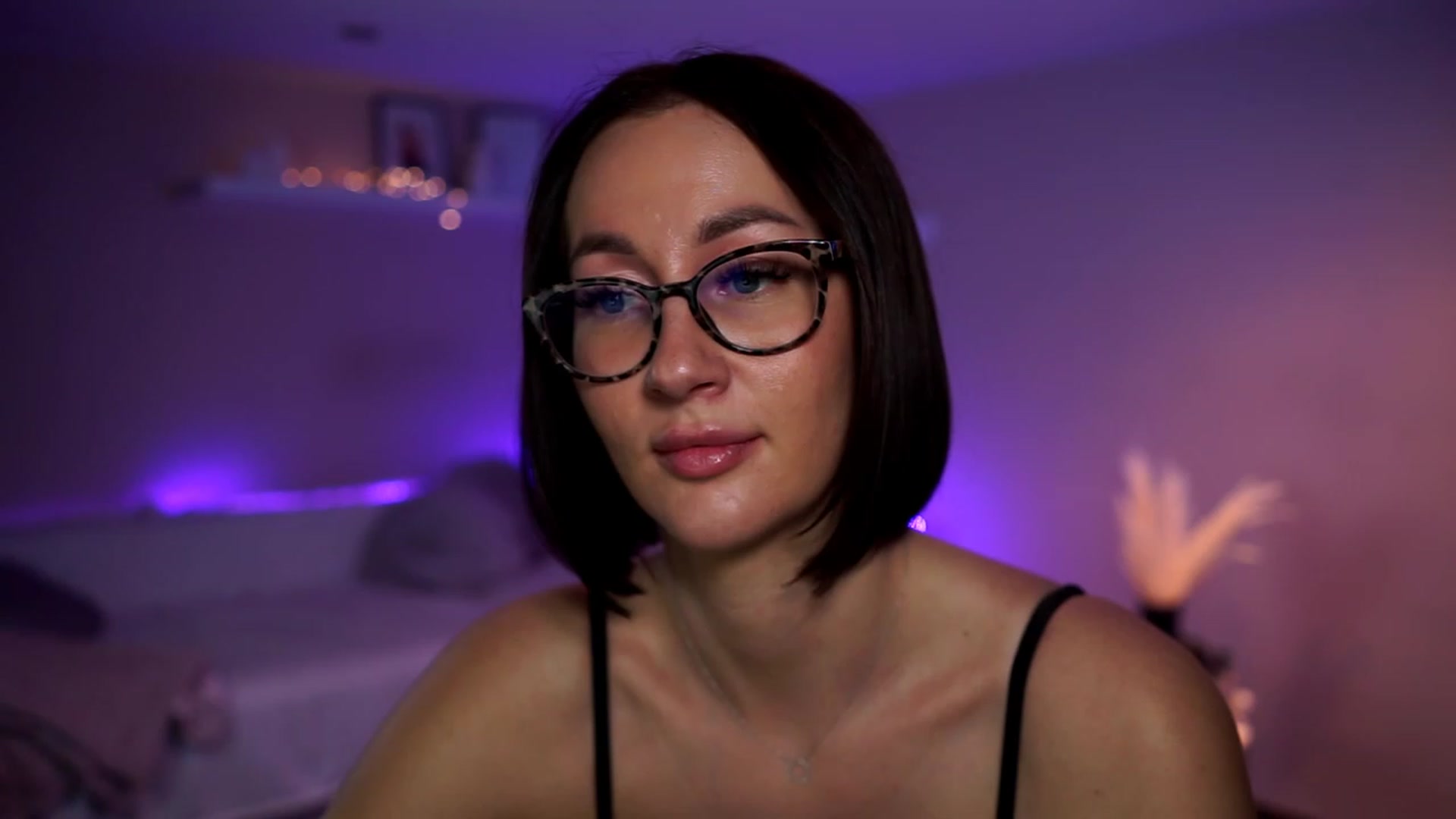 Gallery image thumbnail from Queen_Dasha's myfreecams stream on, 06/16/2023, 19:33 image 12 of 20