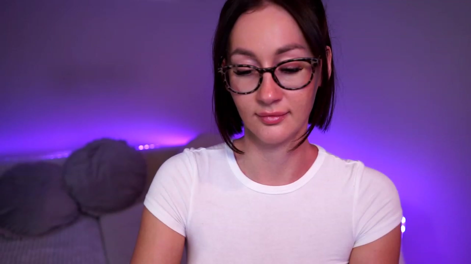 Gallery image thumbnail from Queen_Dasha's myfreecams stream on, 06/19/2023, 20:30 image 14 of 20
