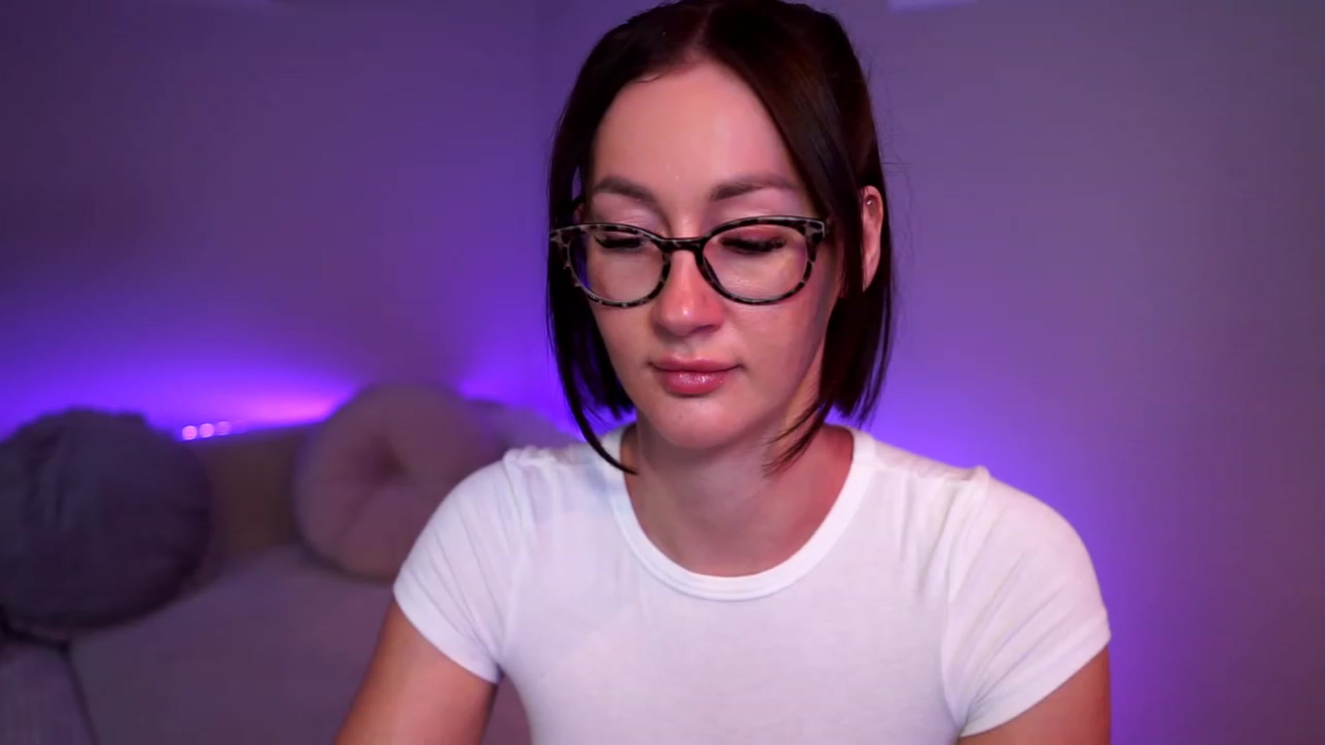 Gallery image thumbnail from Queen_Dasha's myfreecams stream on, 06/19/2023, 21:09 image 2 of 20