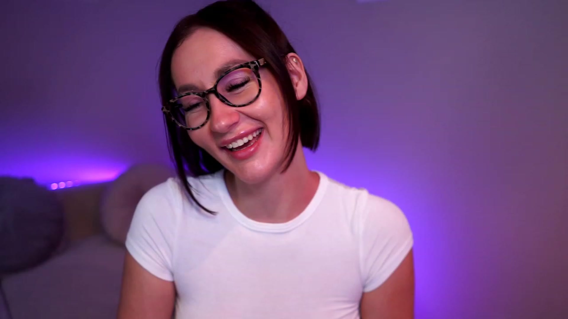Gallery image thumbnail from Queen_Dasha's myfreecams stream on, 06/19/2023, 21:09 image 9 of 20