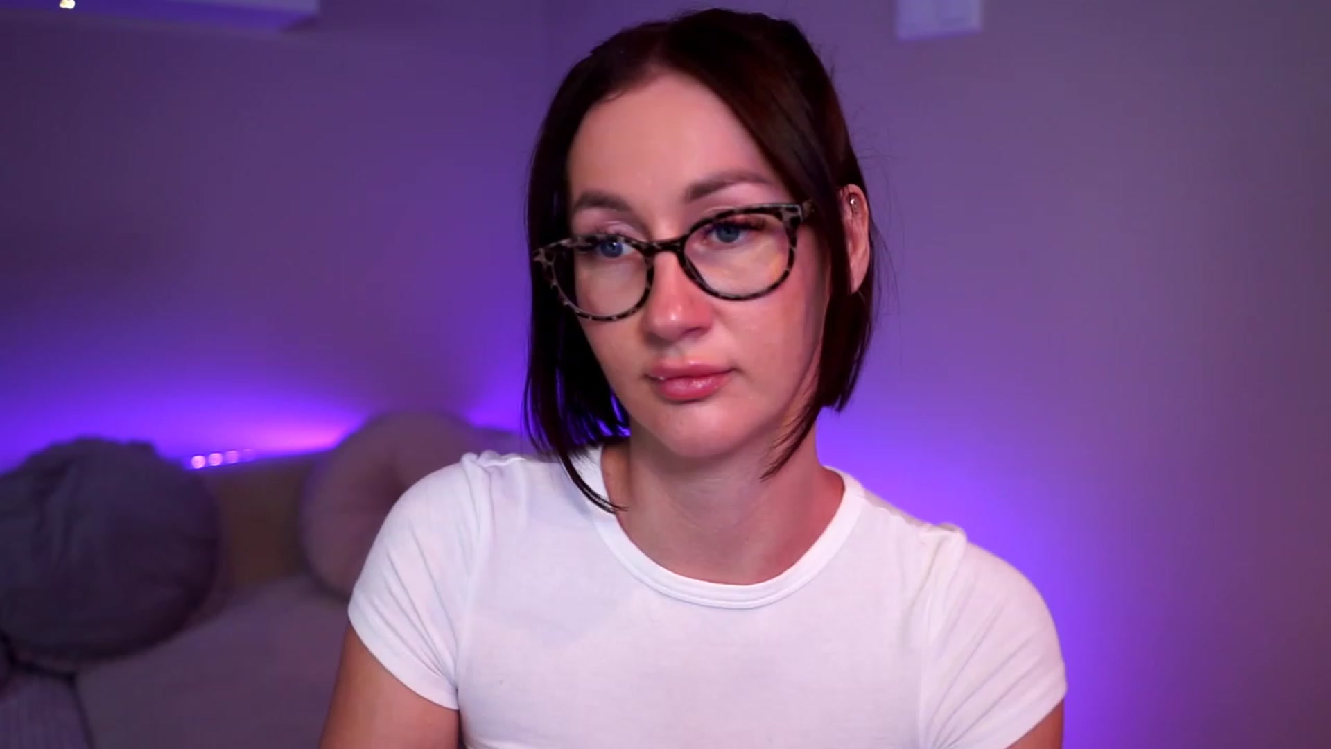 Gallery image thumbnail from Queen_Dasha's myfreecams stream on, 06/19/2023, 21:09 image 6 of 20